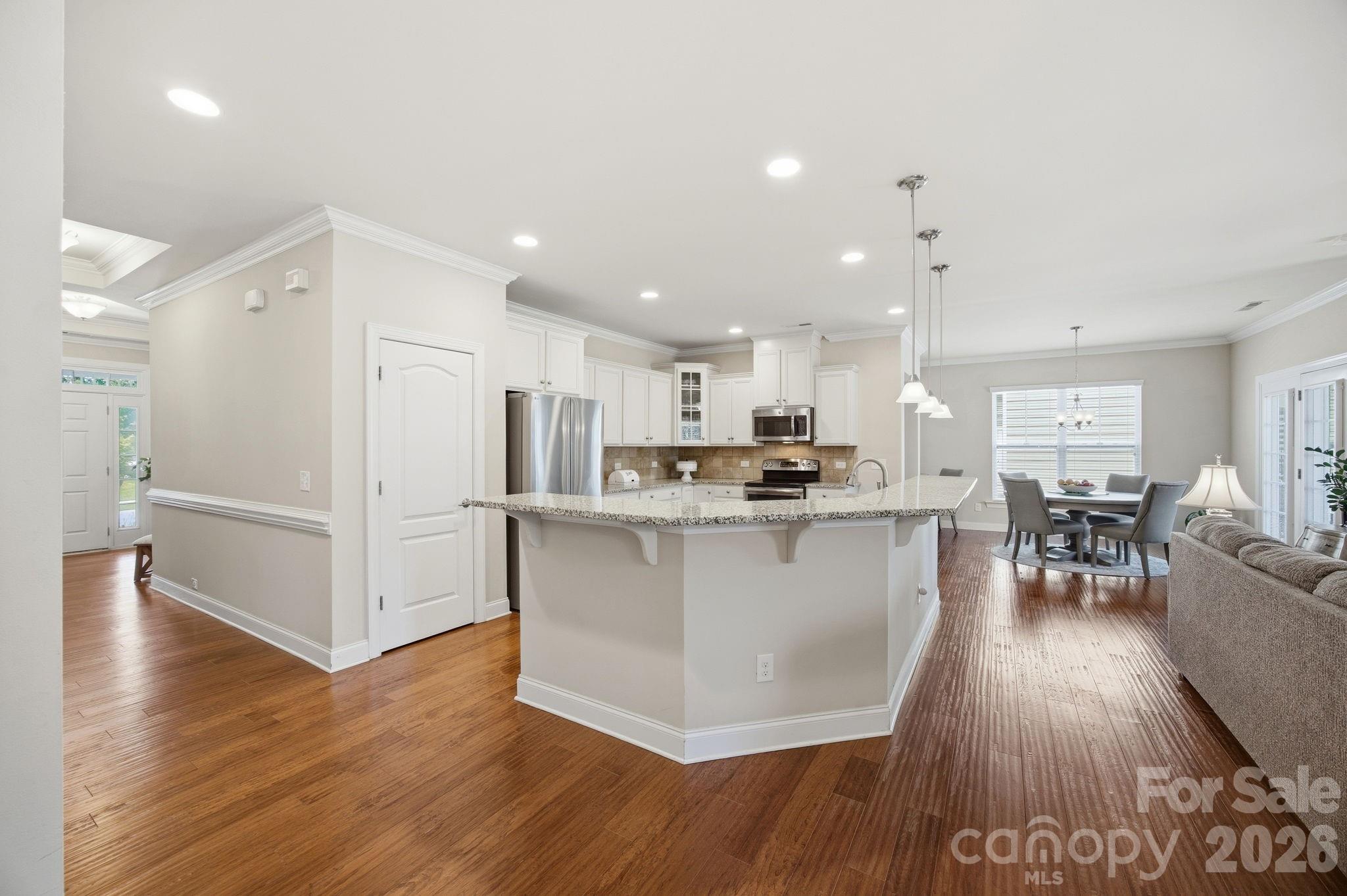 Single Family Residence at 16024 Oxford Glenn Drive, Huntersville, photo 21 of 43