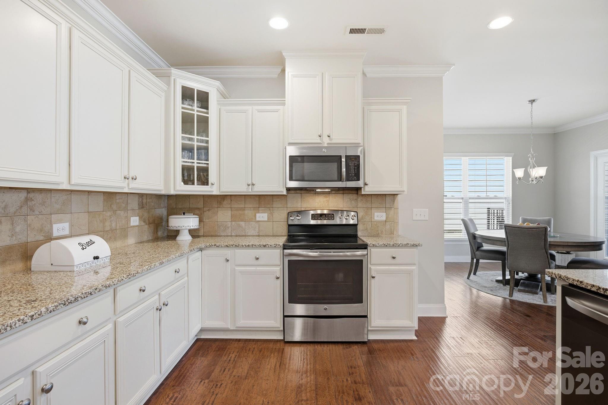 Single Family Residence at 16024 Oxford Glenn Drive, Huntersville, photo 25 of 43