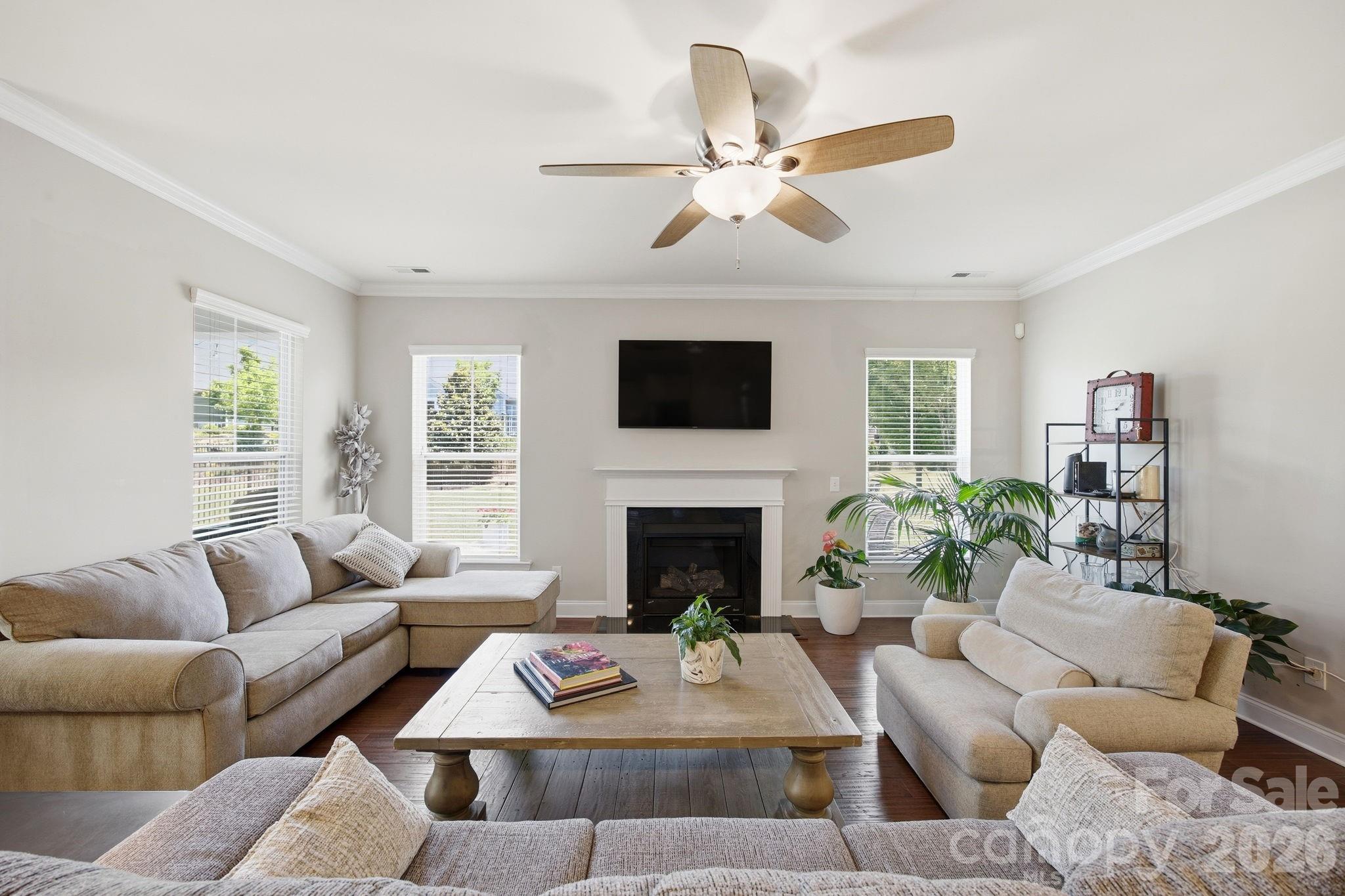 Single Family Residence at 16024 Oxford Glenn Drive, Huntersville, photo 28 of 43
