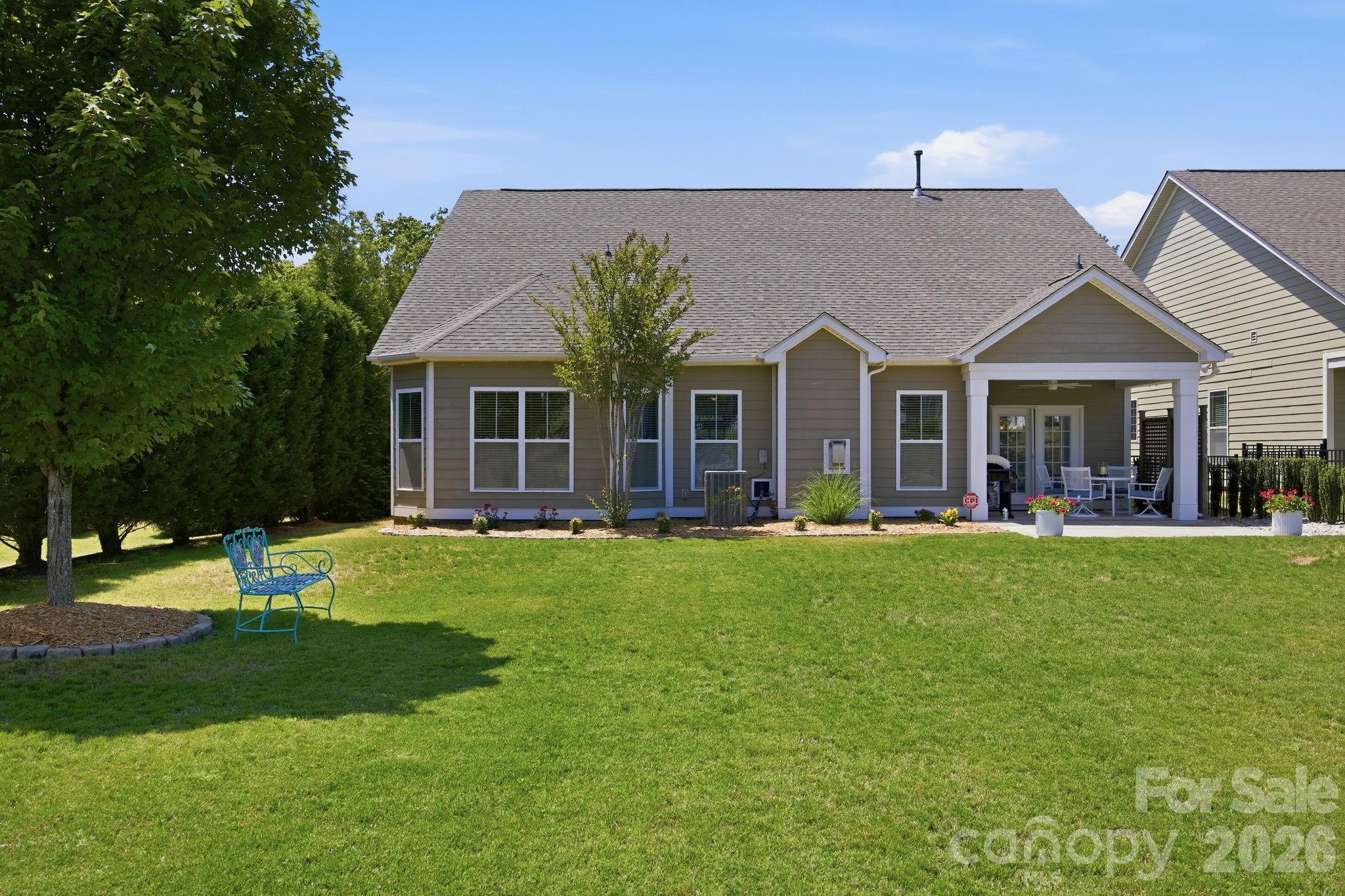 Single Family Residence at 16024 Oxford Glenn Drive, Huntersville, photo 36 of 43