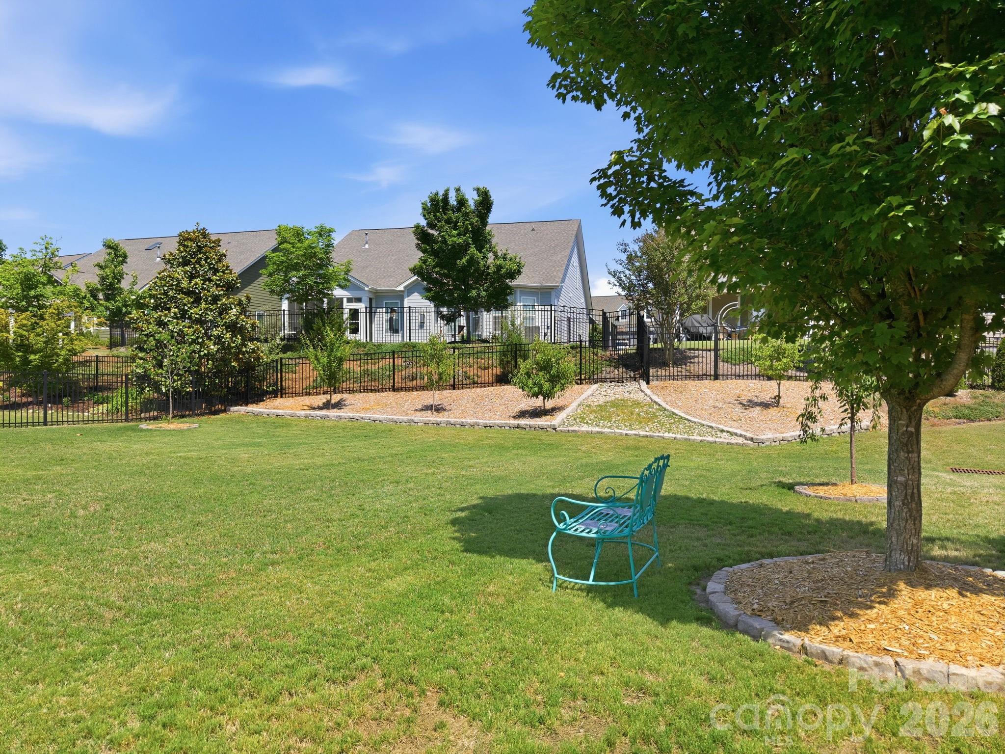 Single Family Residence at 16024 Oxford Glenn Drive, Huntersville, photo 38 of 43