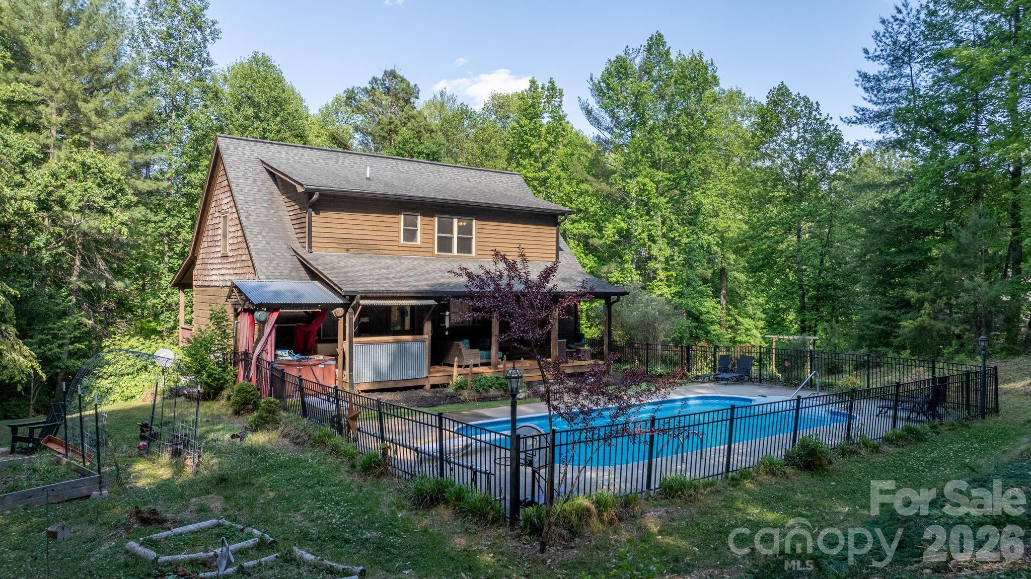 Single Family Residence at 3355 Helton Hartley Place, Lenoir, photo 2 of 47