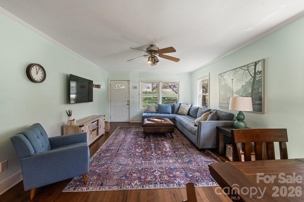 sun-filled living room - 141 Bluewing Lane, Mooresville