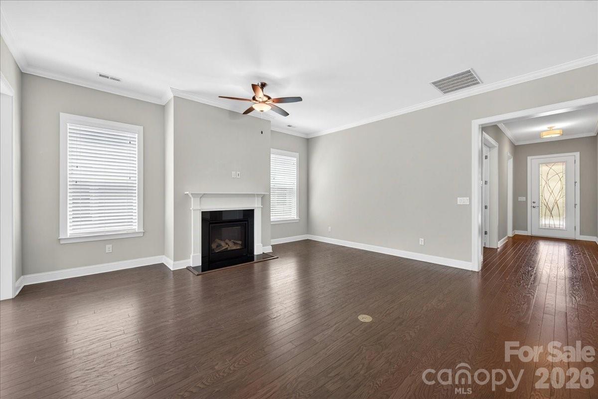 Family Living - 249 Stone Mountain Way, Denver
