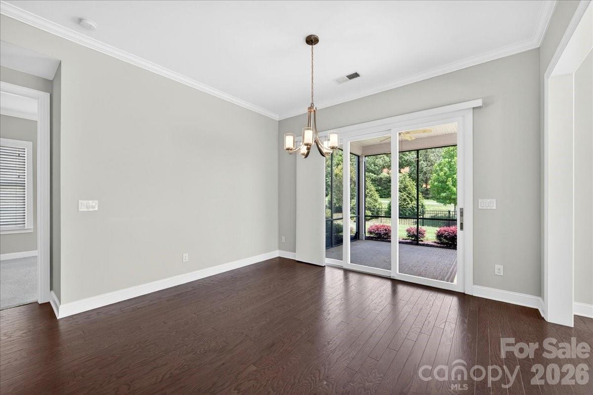 Breakfast Area w/ 9Ft Rolling Wall to Screened-In Patio - 249 Stone Mountain Way, Denver