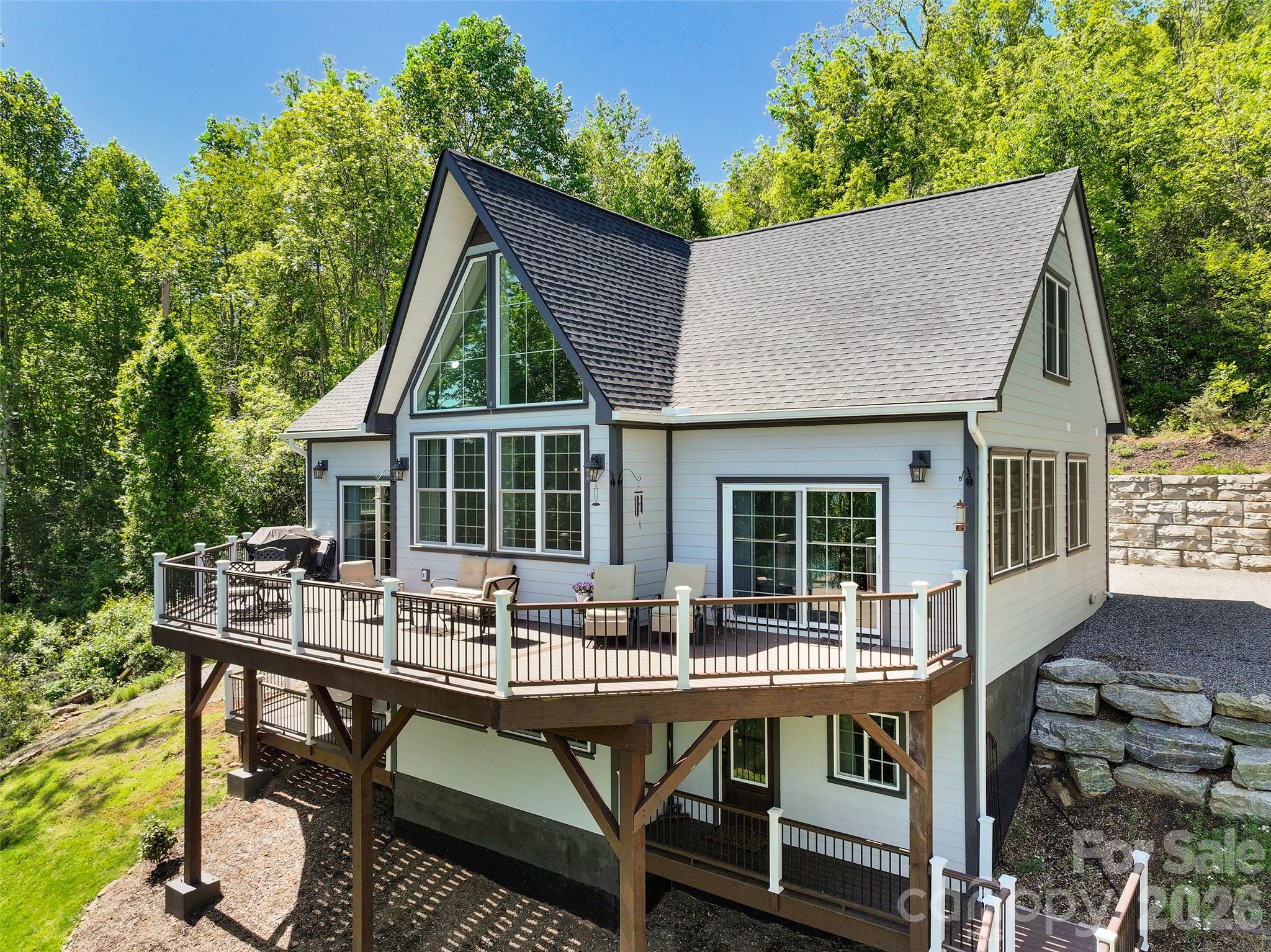 Home perched with a view - 114 Nesting Ridge, Waynesville