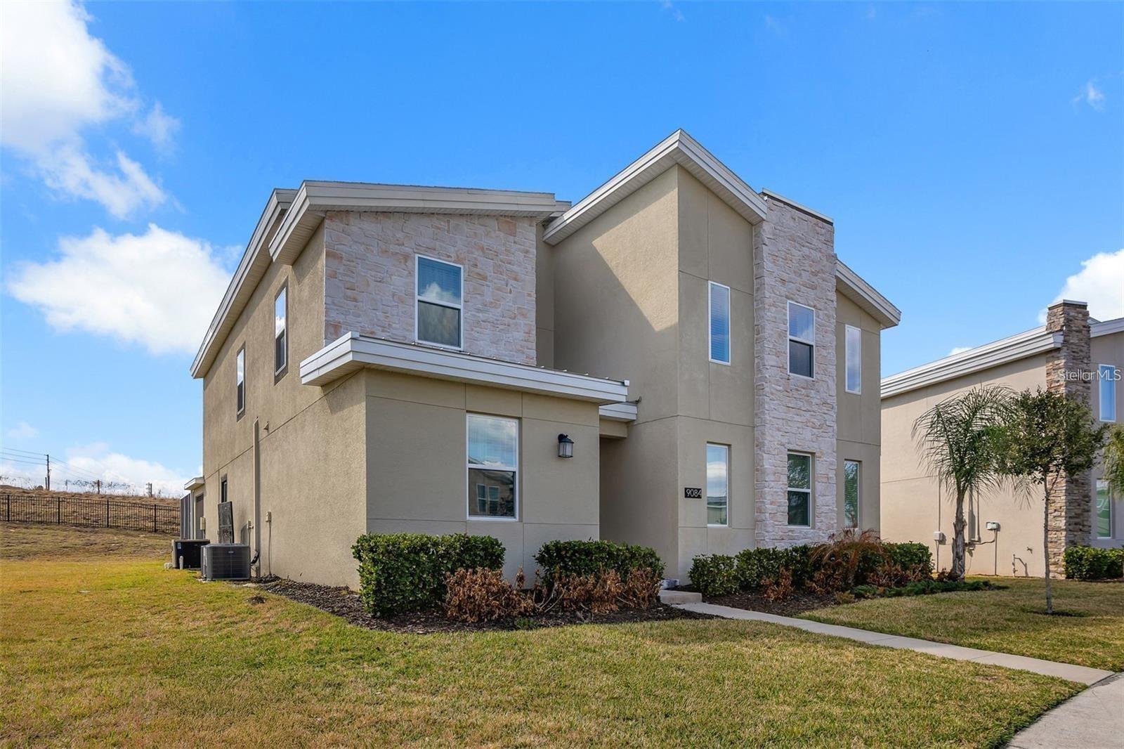 Single Family Residence at 9084 SOMMERSET HILLS DR, DAVENPORT, photo 3 of 62