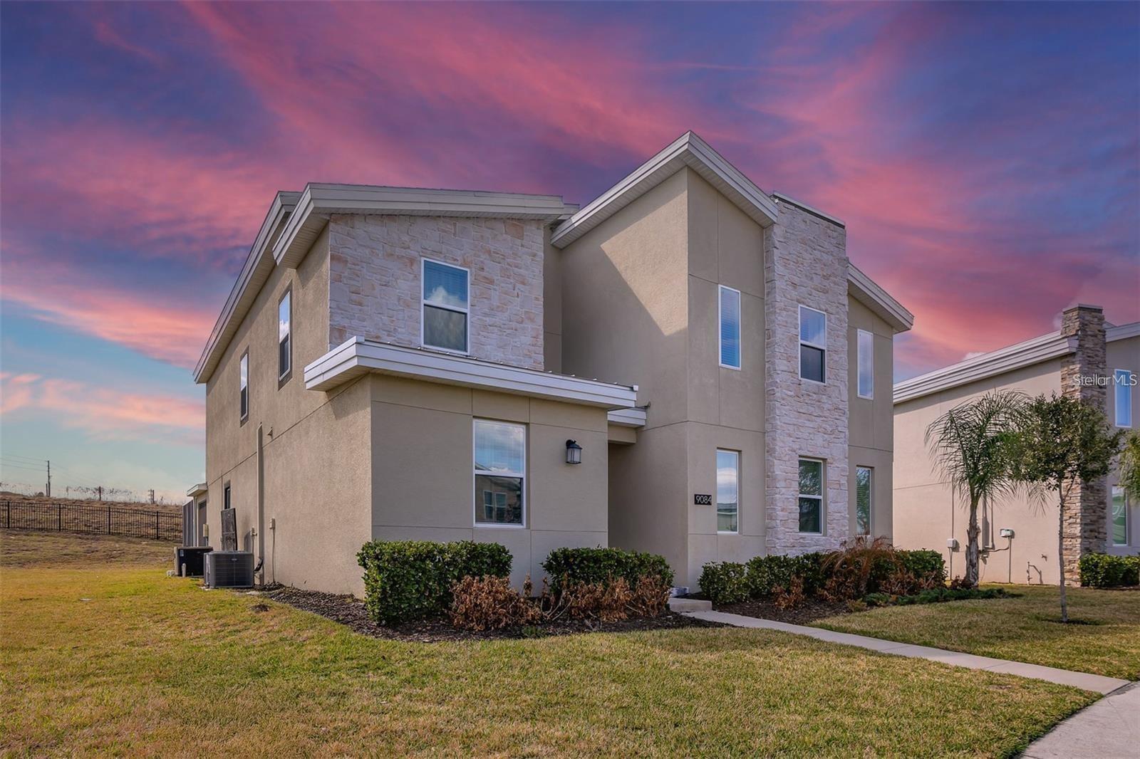 Single Family Residence at 9084 SOMMERSET HILLS DR, DAVENPORT, photo 4 of 62