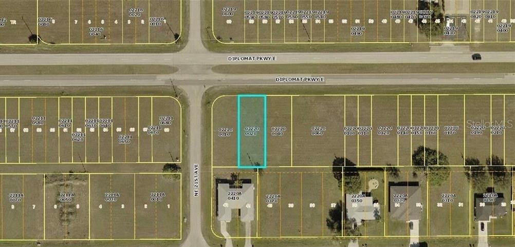 2104 DIPLOMAT PKWY E