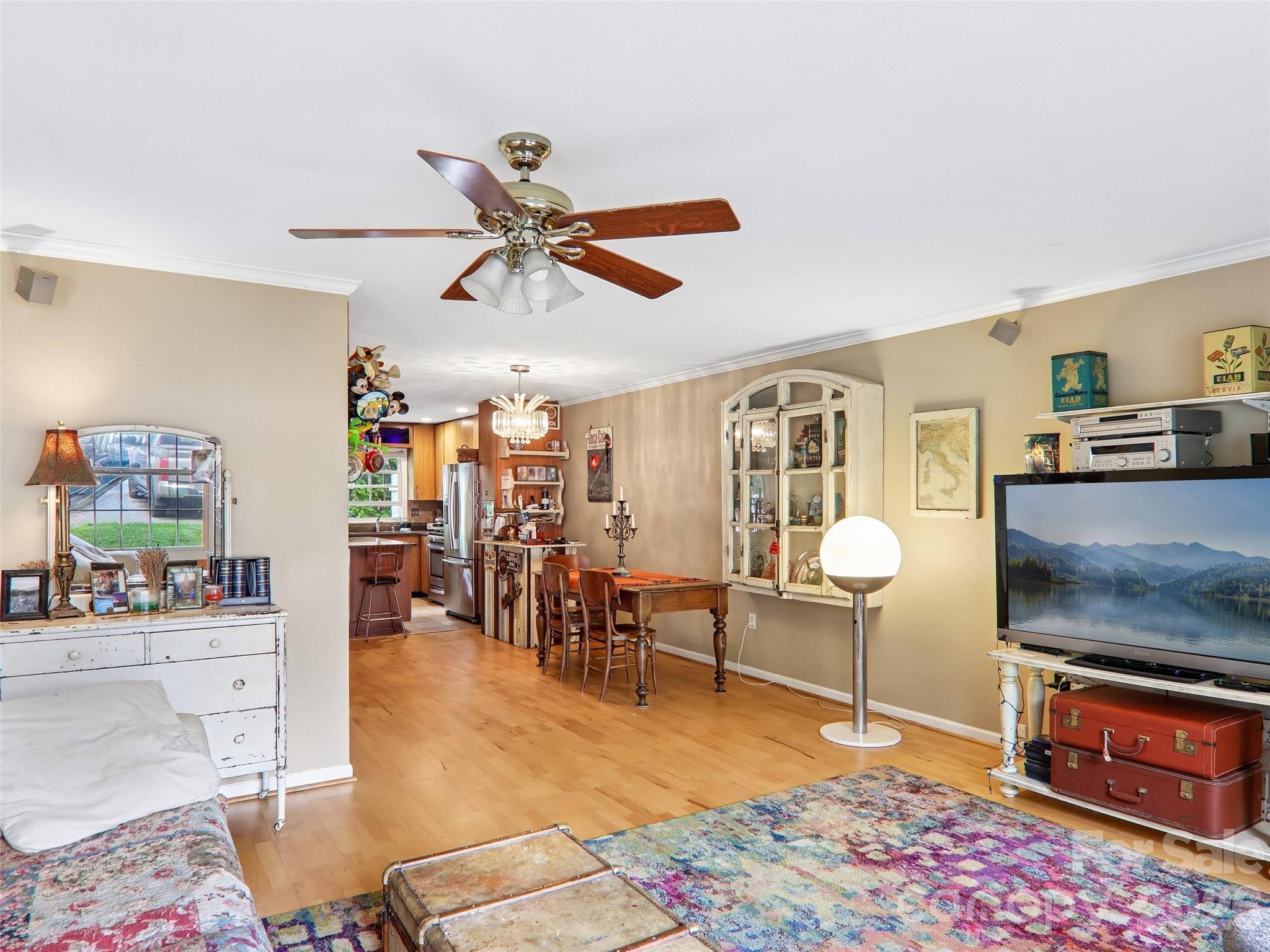 Townhouse at 34 Union Chapel Road, Weaverville, photo 6 of 37