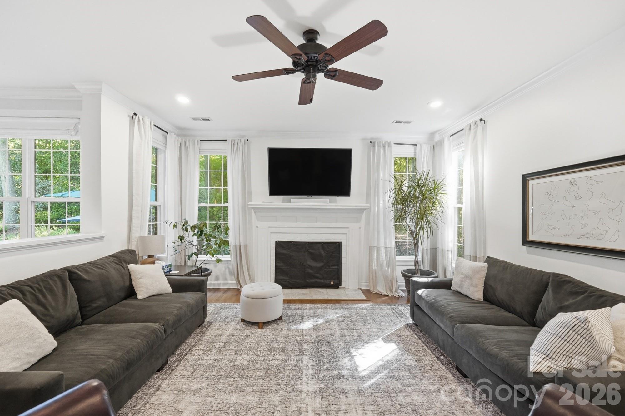 Single Family Residence at 11915 Austin Court, Mint Hill, photo 7 of 49