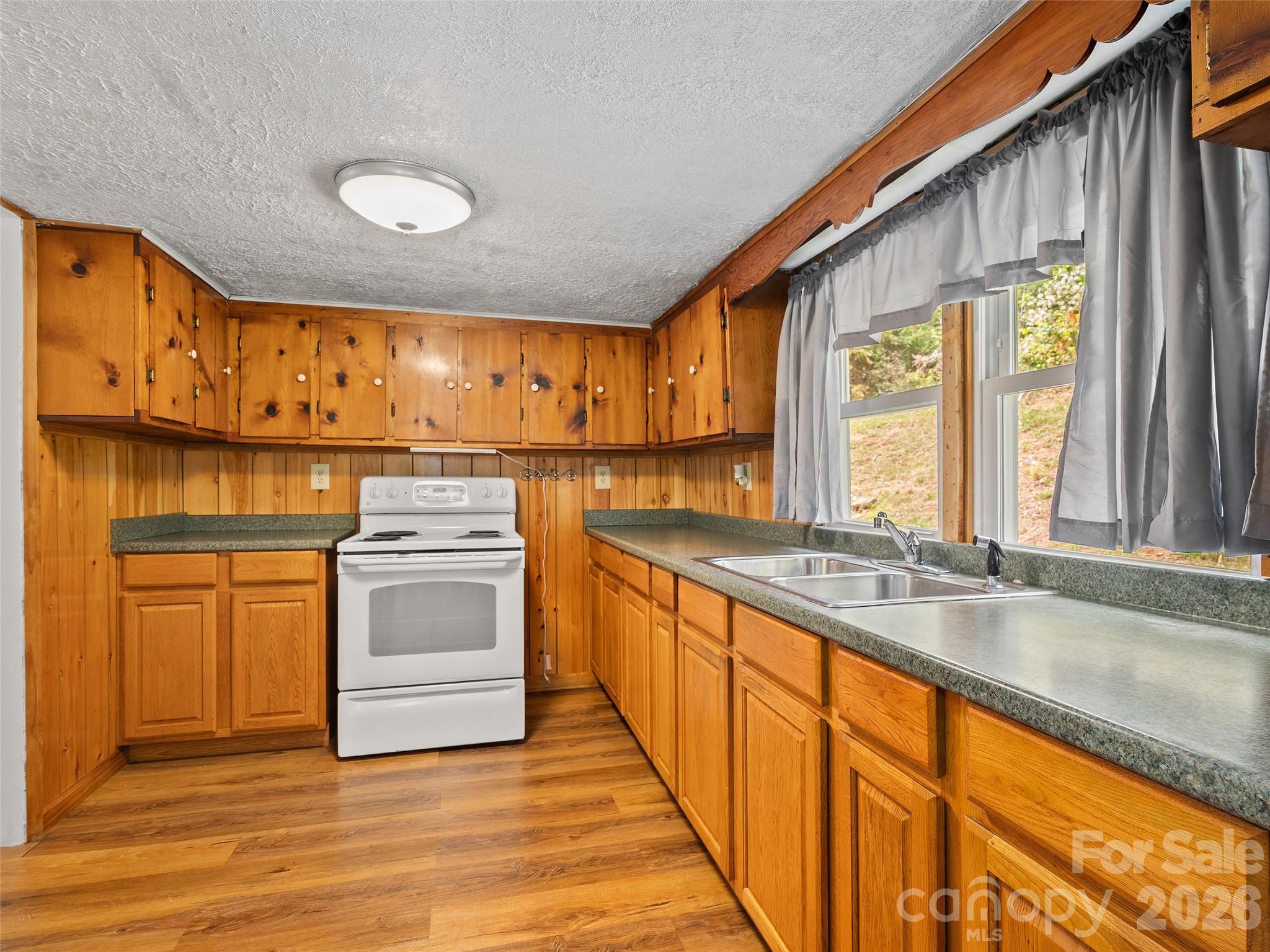 Single Family Residence at 160 Cooper Street, Canton, photo 9 of 20
