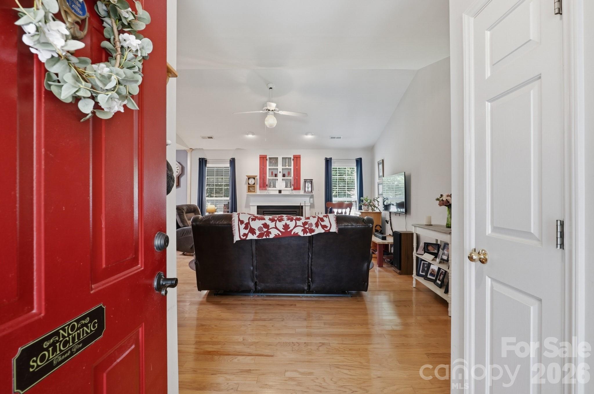 Single Family Residence at 1118 Slate Ridge Road, Matthews, photo 12 of 29