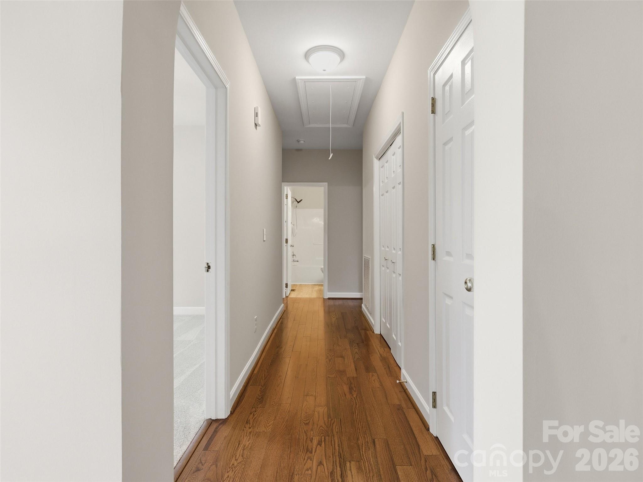 Single Family Residence at 209 Beechnut Drive, Hendersonville, photo 22 of 48