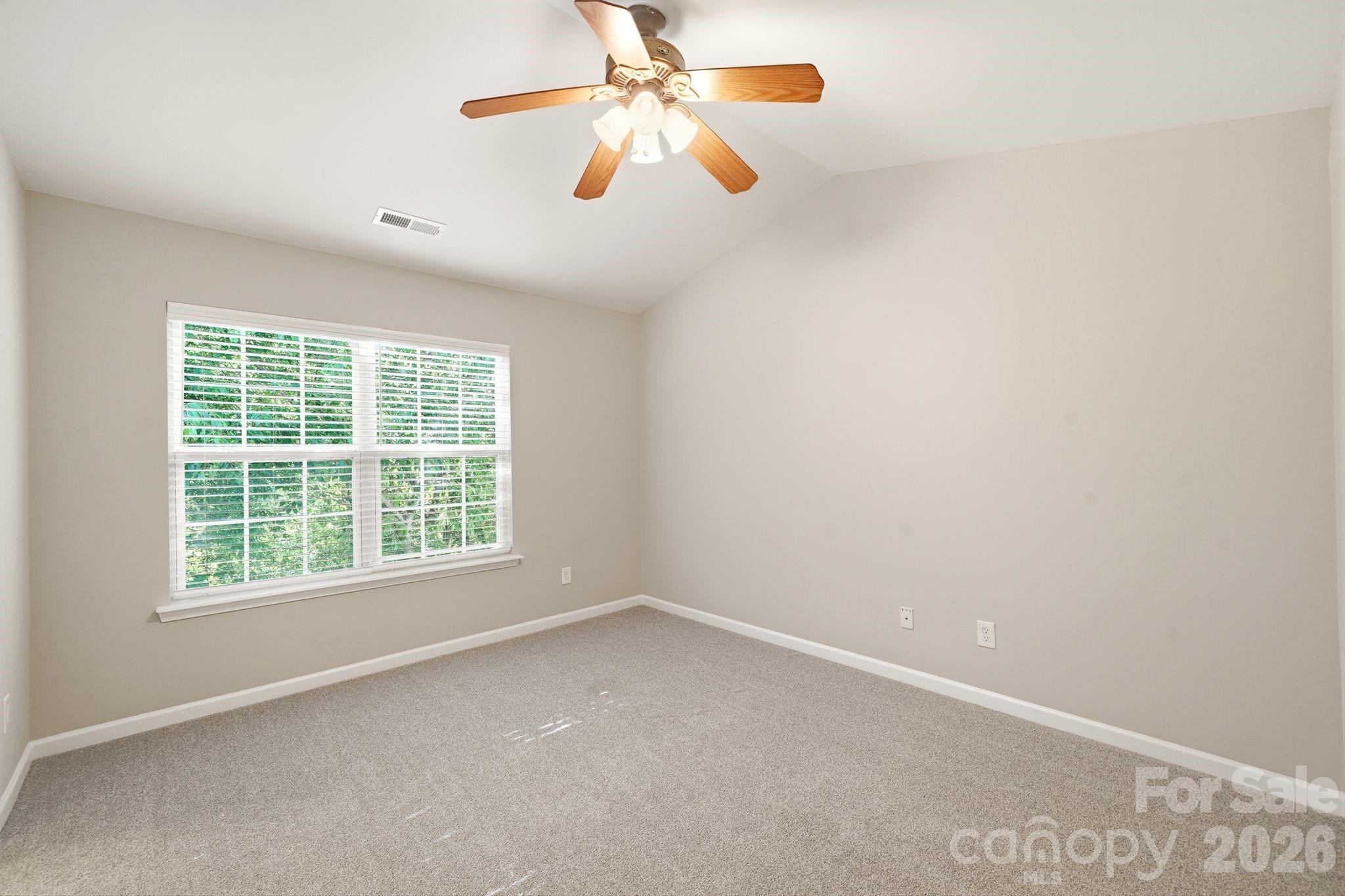 Townhouse at 687 Rock Lake Glen, Fort Mill, photo 22 of 37