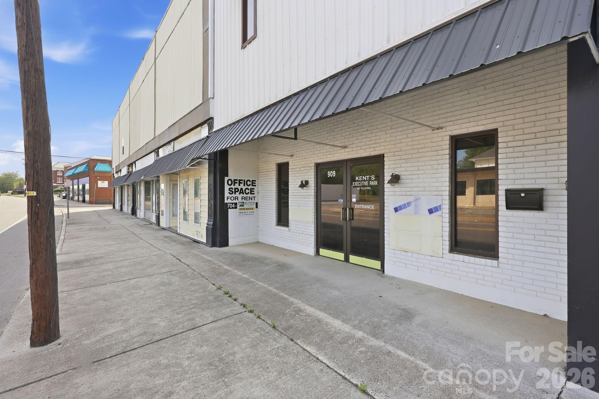 Office at 909 S Main Street, Salisbury, photo 14 of 35