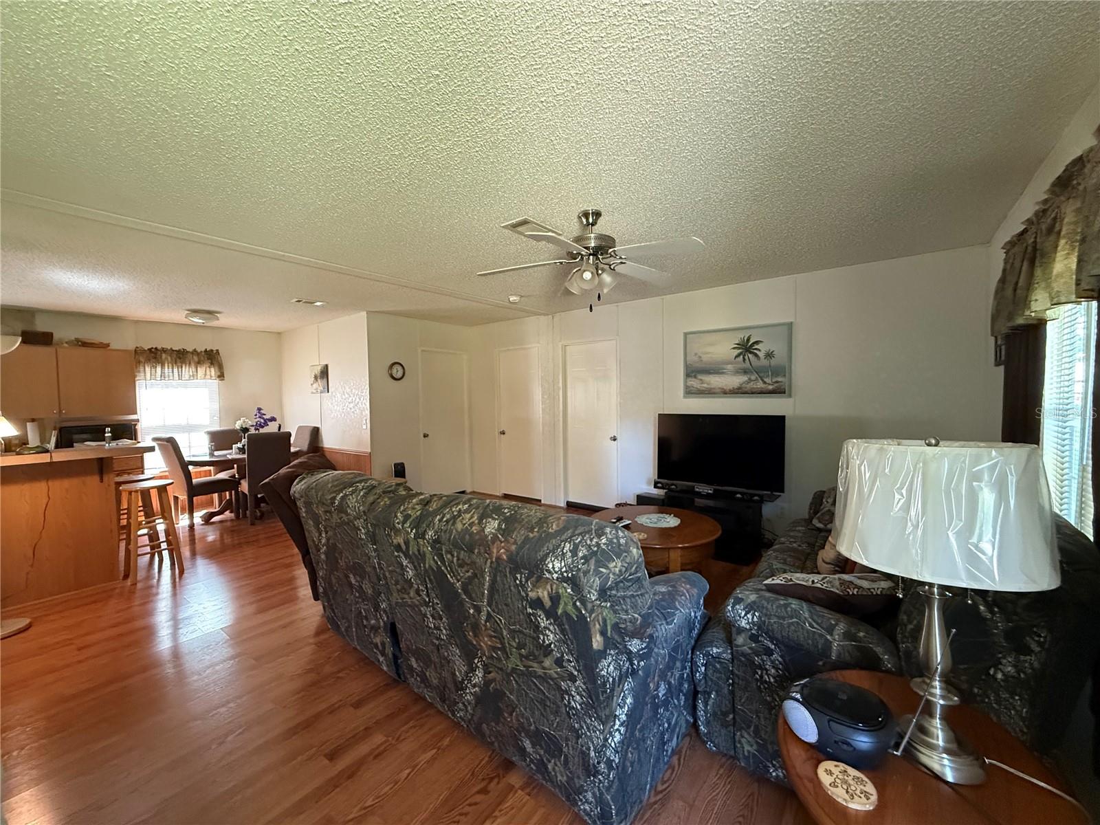 Manufactured Home at 6555 SW 165TH CT, OCALA, photo 6 of 44