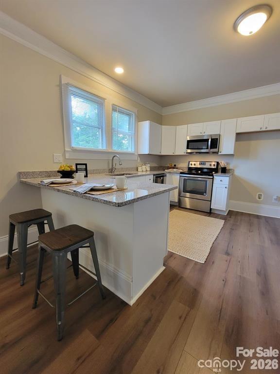 Single Family Residence at 518 Milton L Taylor Street, Kannapolis, photo 9 of 20