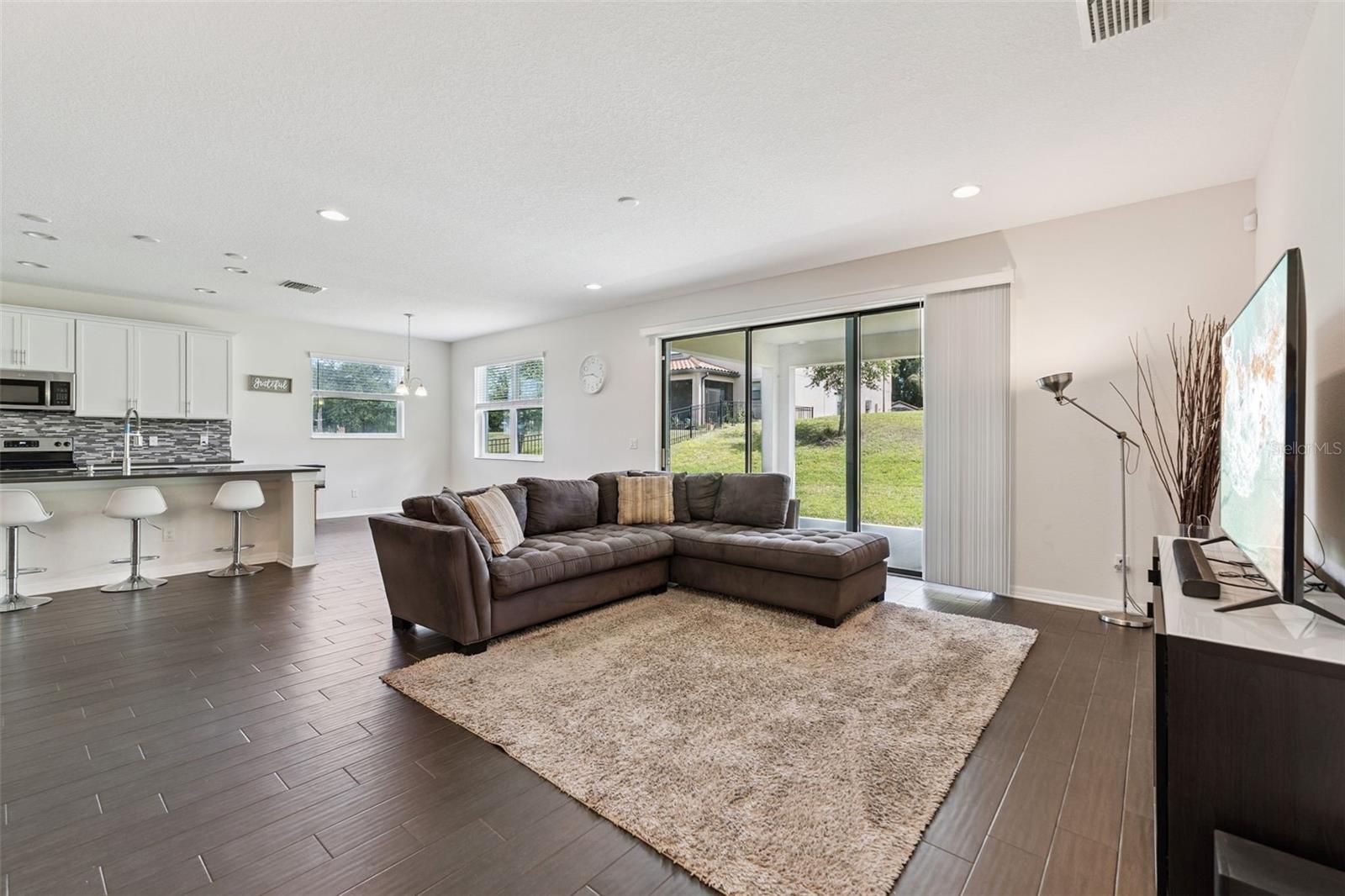 Single Family Residence at 1734 VIA LAGO DR, LAKELAND, photo 14 of 55