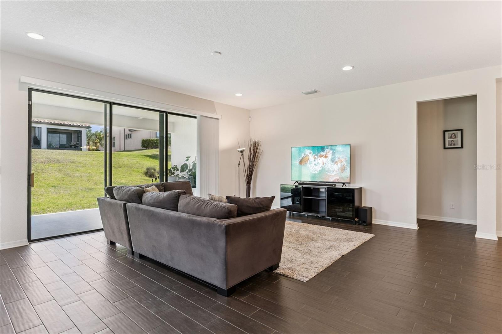 Single Family Residence at 1734 VIA LAGO DR, LAKELAND, photo 15 of 55