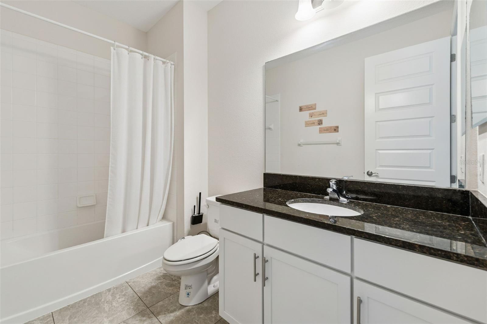 Single Family Residence at 1734 VIA LAGO DR, LAKELAND, photo 29 of 55