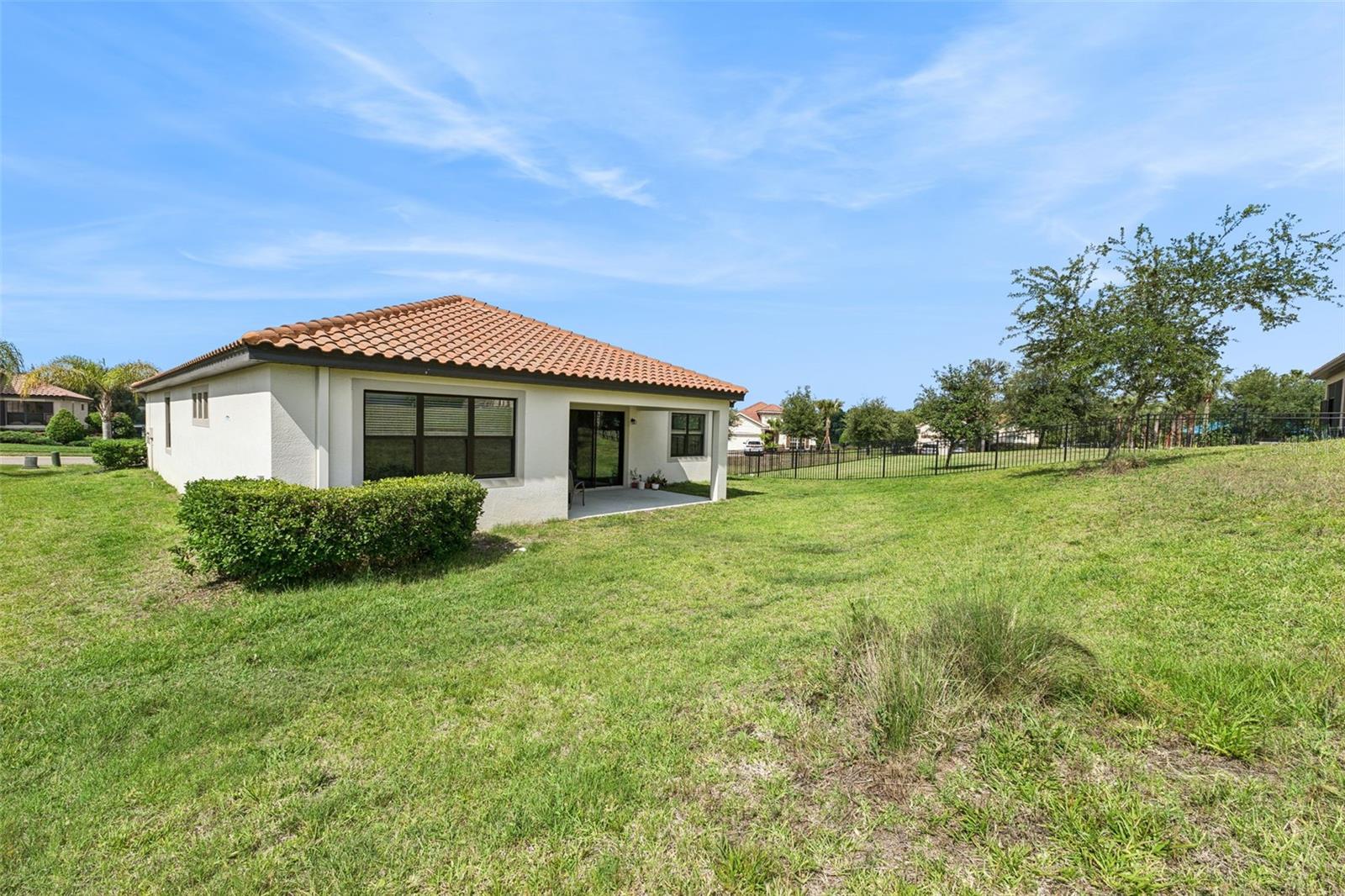 Single Family Residence at 1734 VIA LAGO DR, LAKELAND, photo 31 of 55