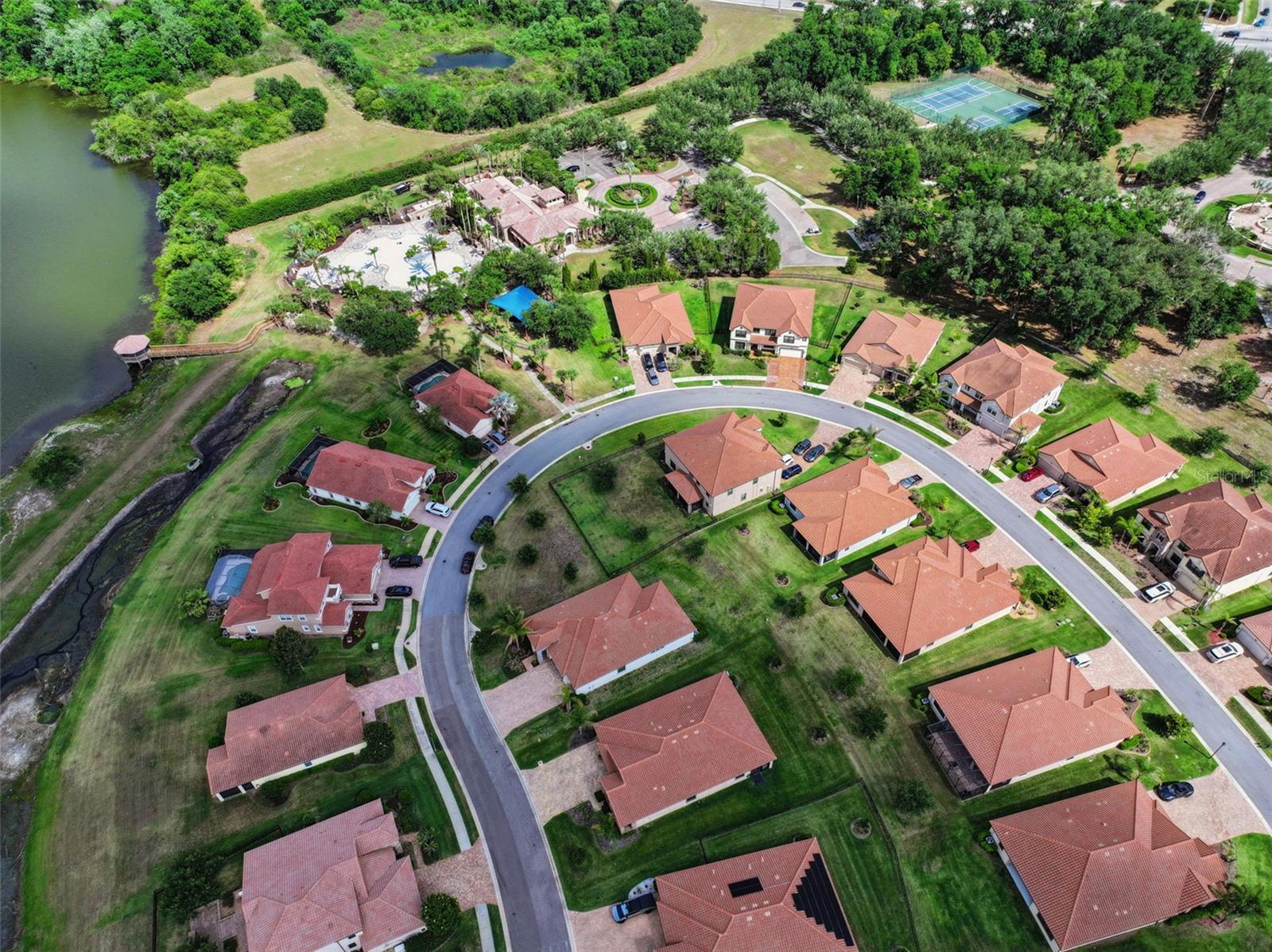 Single Family Residence at 1734 VIA LAGO DR, LAKELAND, photo 44 of 55