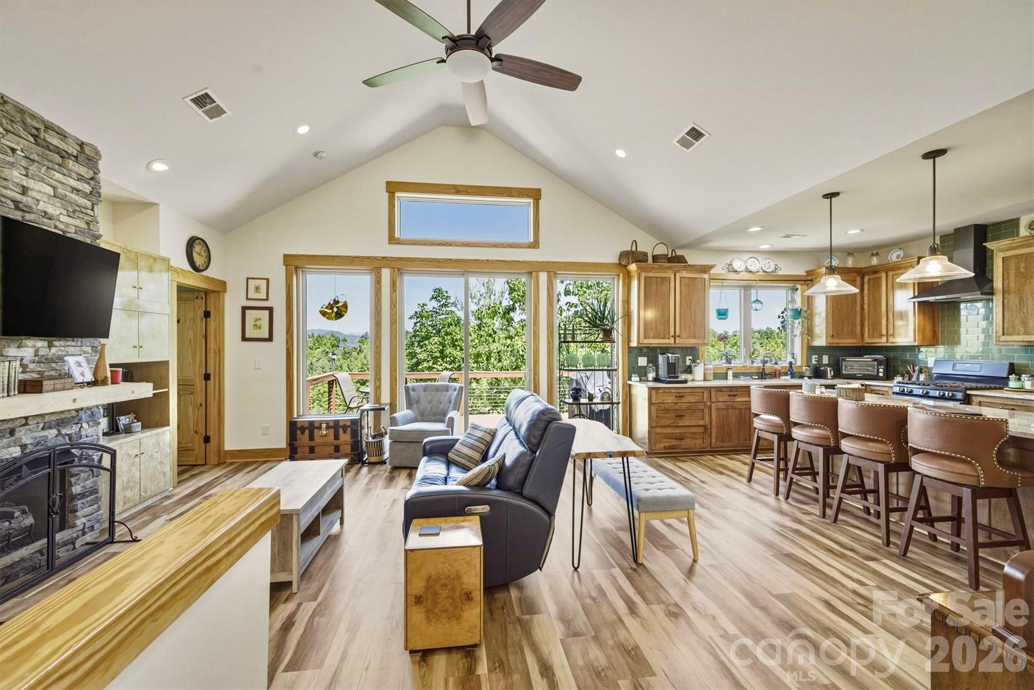 Single Family Residence at 5564 Table View Lane, Lenoir, photo 9 of 48