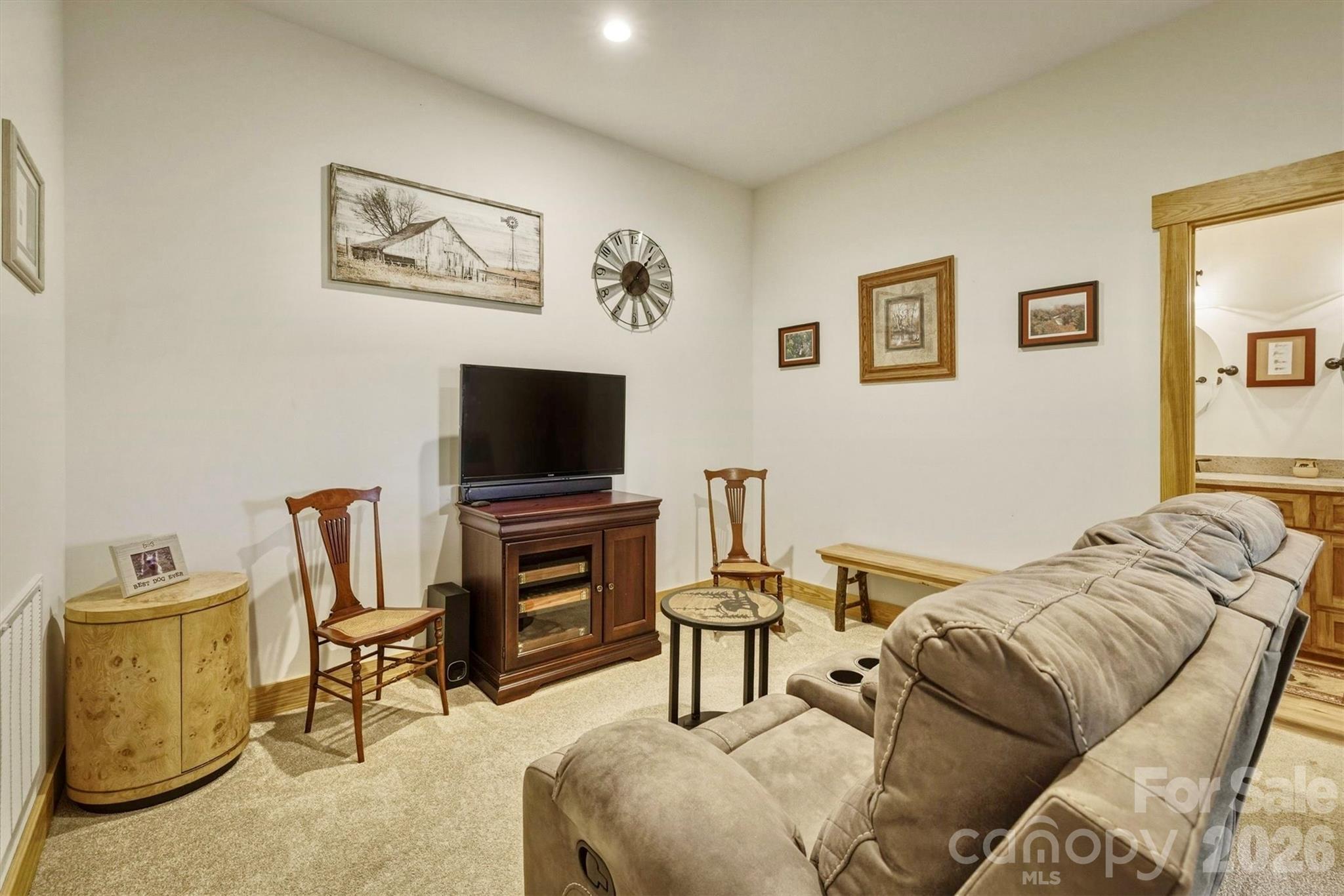 Single Family Residence at 5564 Table View Lane, Lenoir, photo 22 of 48