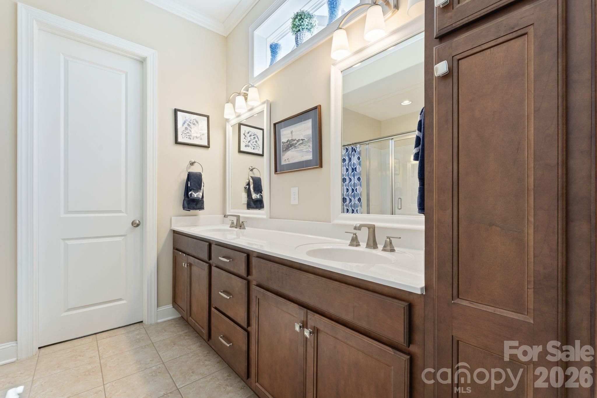 Single Family Residence at 491 Granite Lake Court, Denver, photo 26 of 40