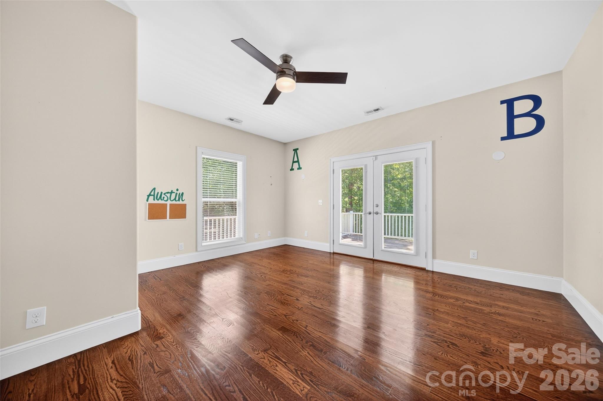 Bedroom 3 on main level - No carpet :) - 2977 Cabin Creek Drive, Catawba