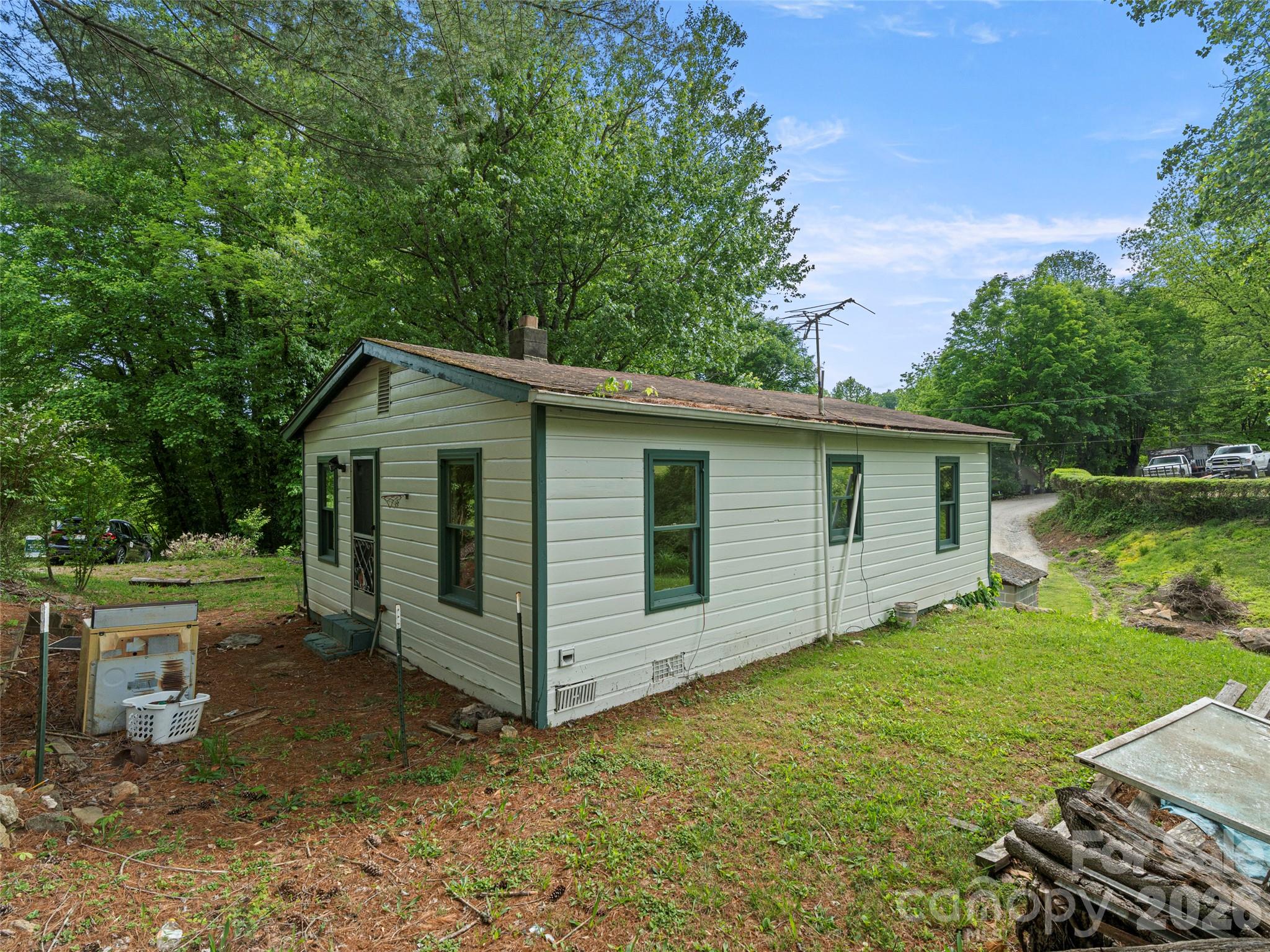 Single Family Residence at 1669 Fisher Creek Road, Sylva, photo 21 of 25