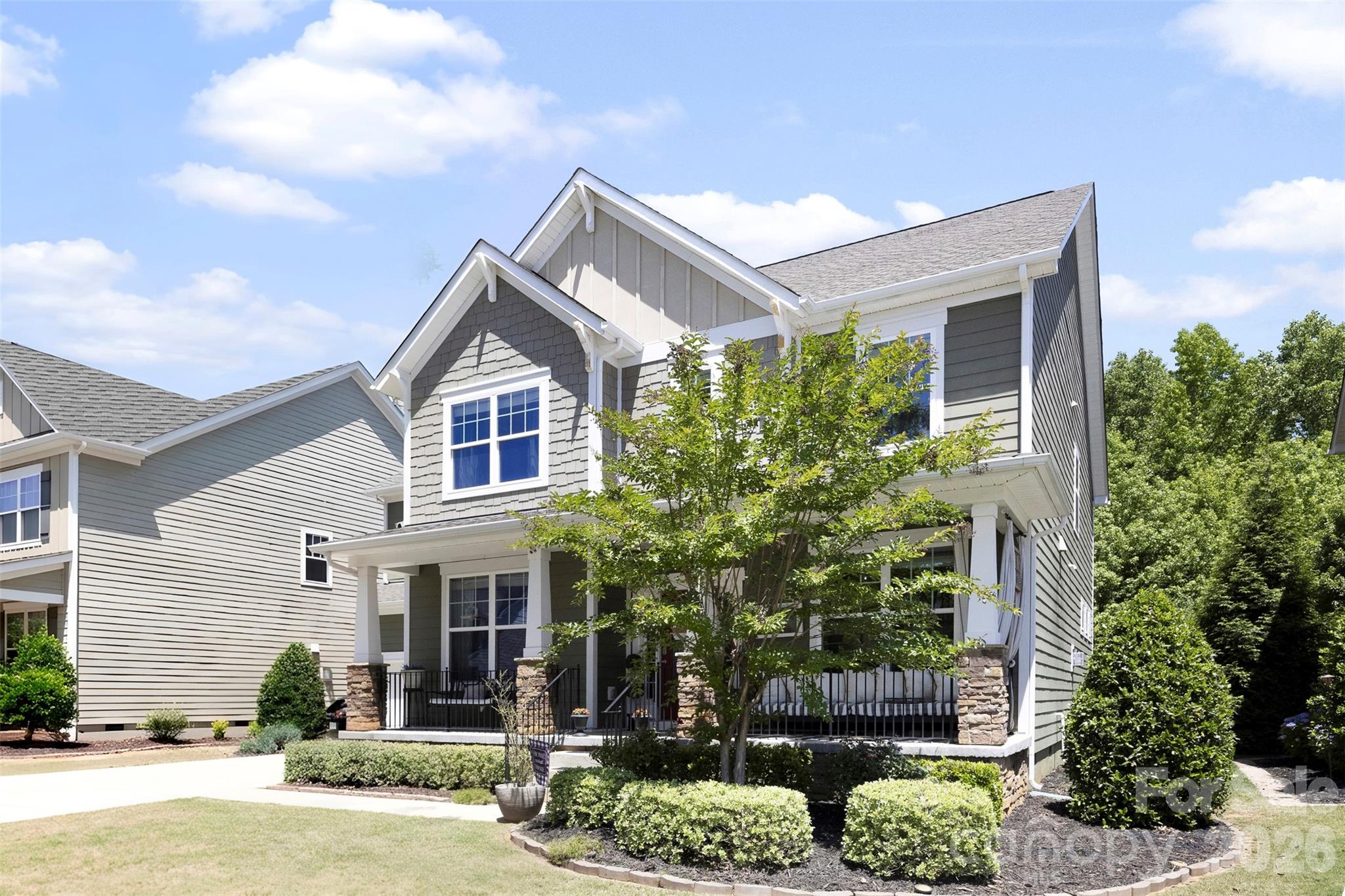 Single Family Residence at 2028 Brightflower Lane, York, photo 3 of 48