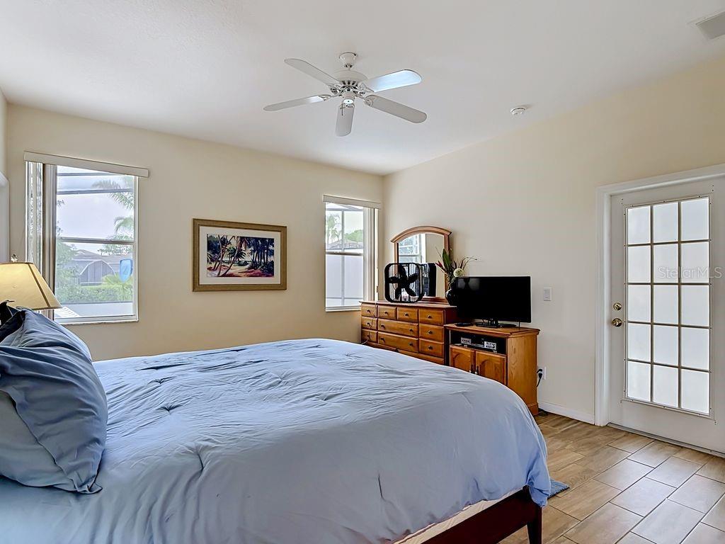 Single Family Residence at 644 MONTARA DR, DAVENPORT, photo 9 of 32
