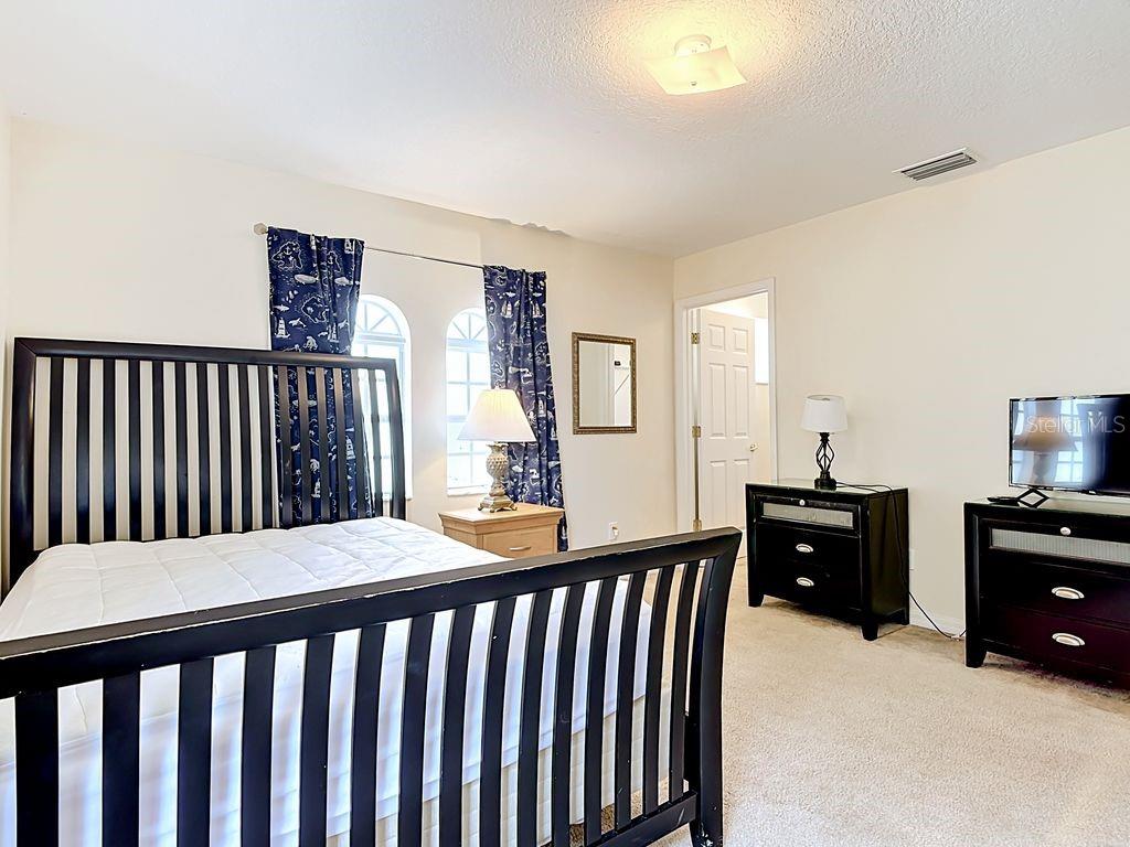 Single Family Residence at 644 MONTARA DR, DAVENPORT, photo 16 of 32