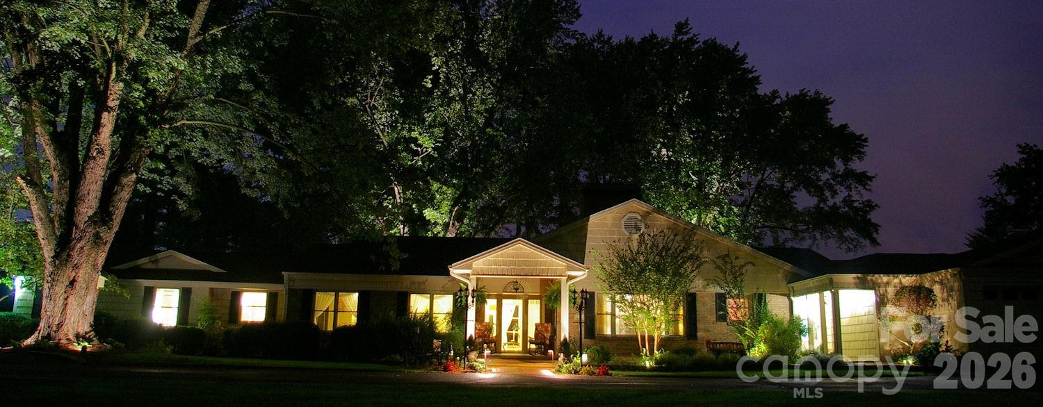 Single Family Residence at 142 Country Club Drive, Waynesville, photo 2 of 46