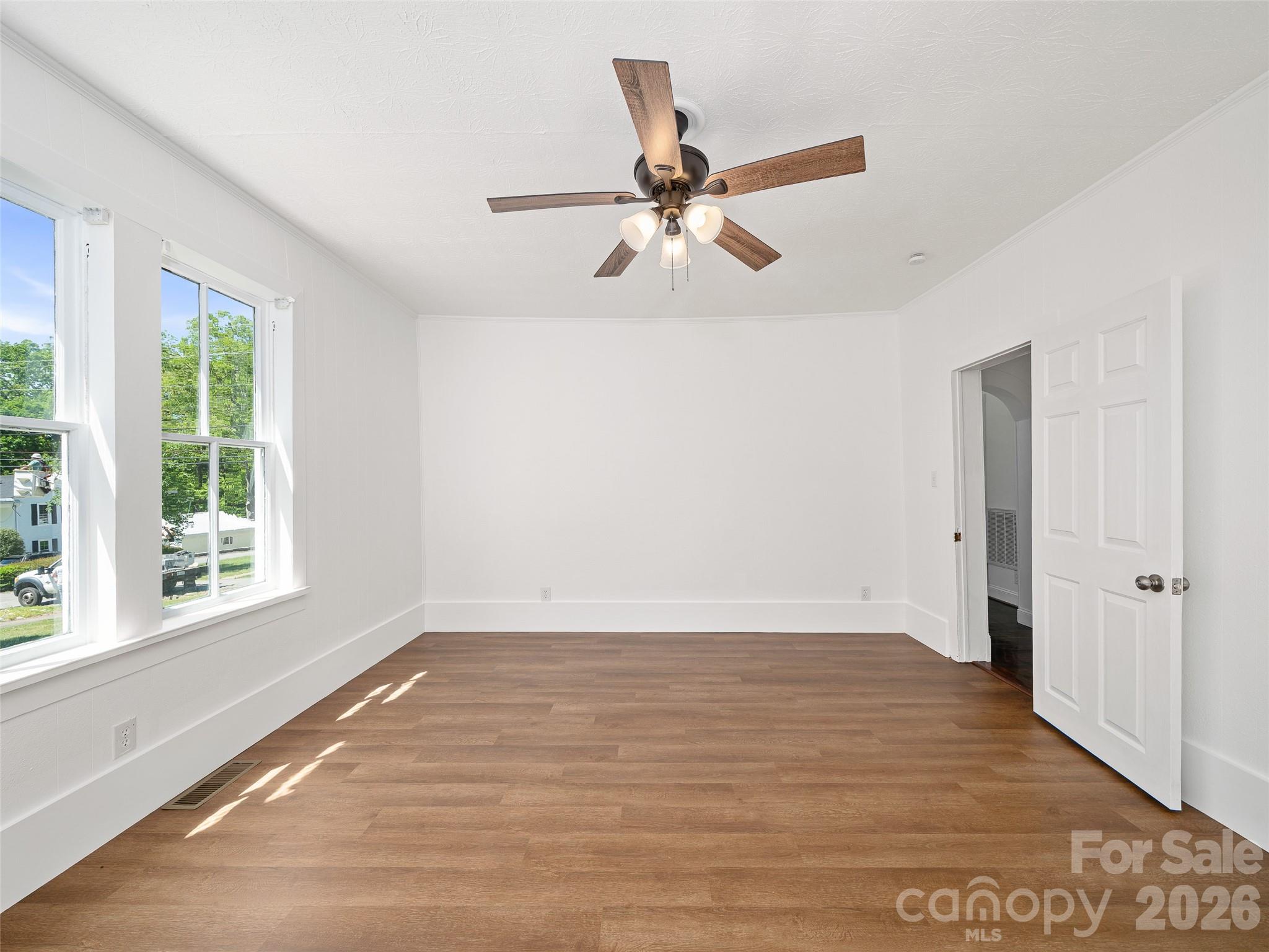 Single Family Residence at 118 Robertson Street, Burnsville, photo 18 of 48