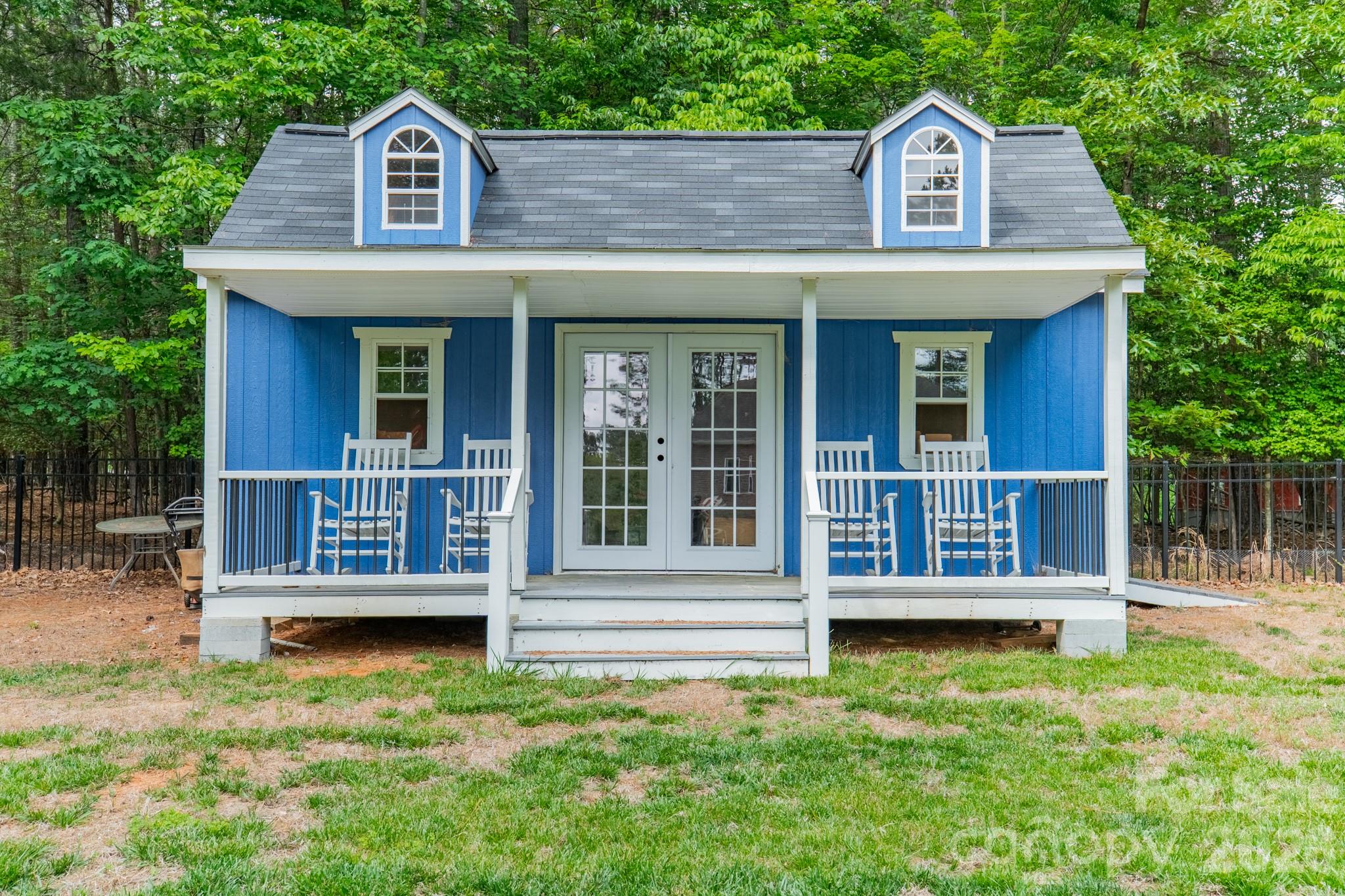 Single Family Residence at 512 Stillwater Road, Troutman, photo 11 of 44