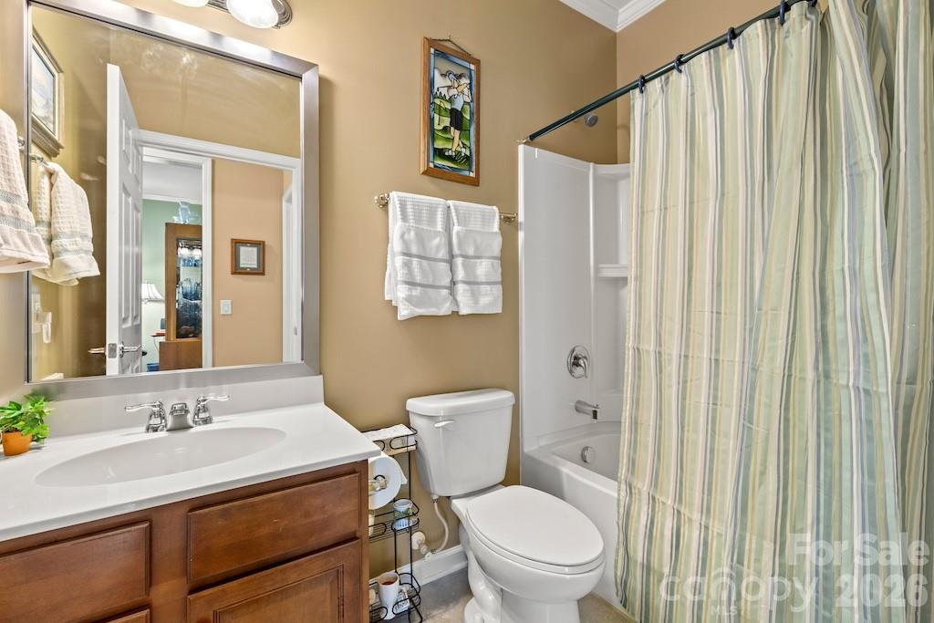 Single Family Residence at 7020 Kitty Hawk Lane, Fort Mill, photo 14 of 42