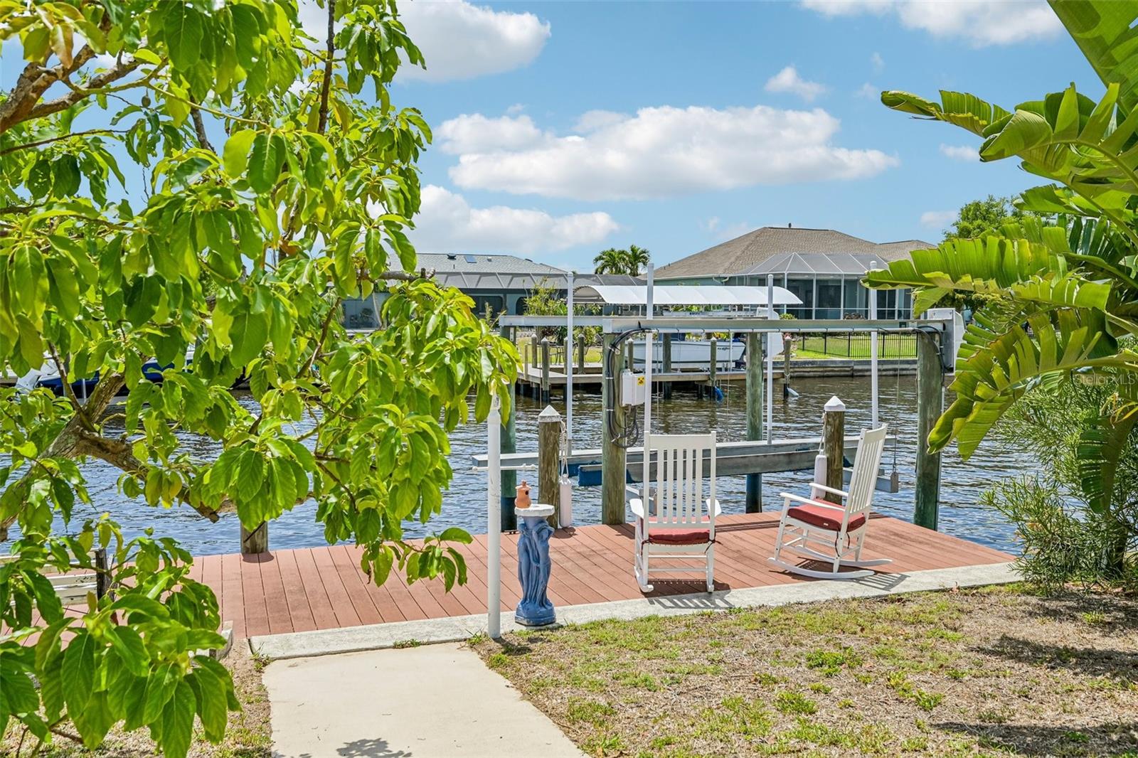 7000# boat lift - 3072 MAUCK TER, PORT CHARLOTTE