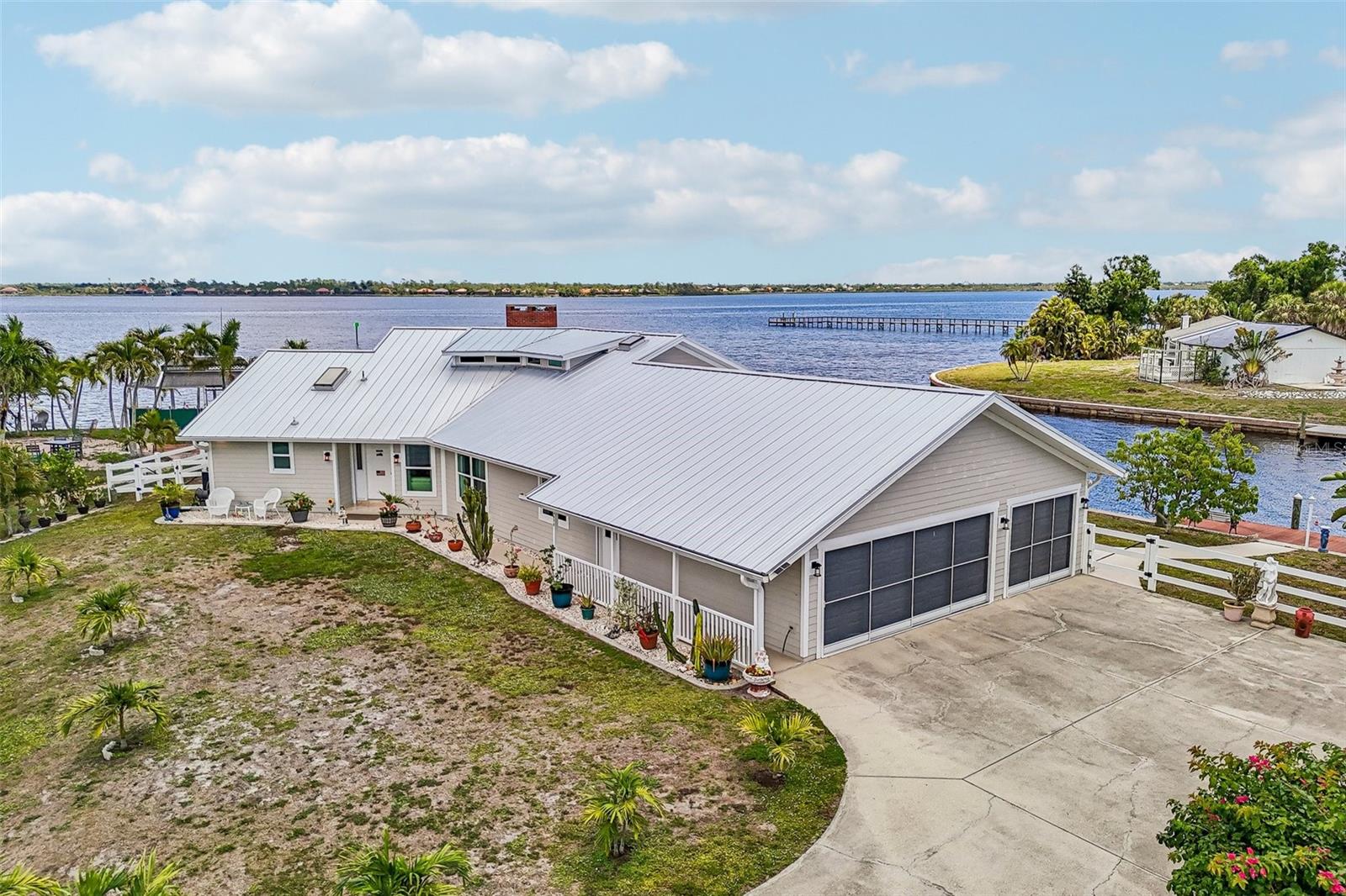Single Family Residence at 3072 MAUCK TER, PORT CHARLOTTE, photo 50 of 63