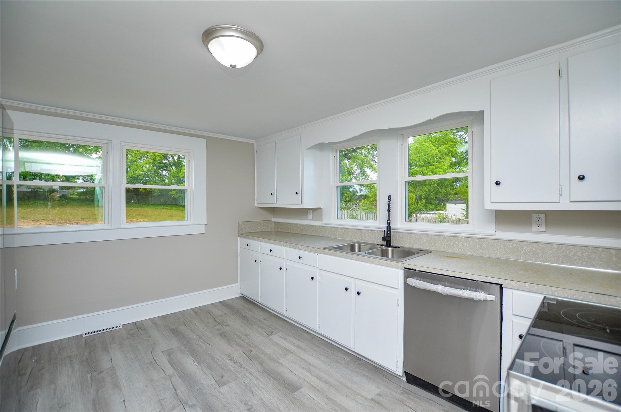 Single Family Residence at 730 W Oakwood Avenue, Albemarle, photo 12 of 26