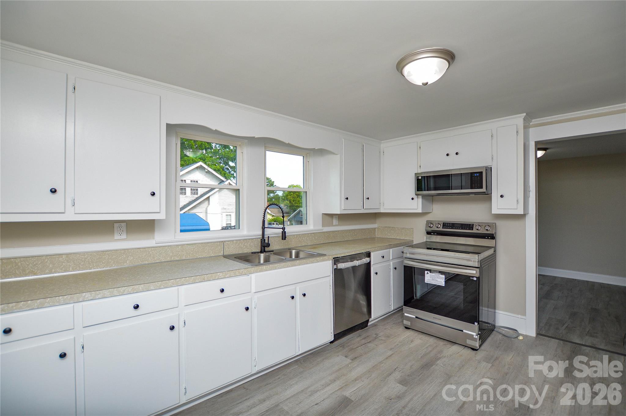 Single Family Residence at 730 W Oakwood Avenue, Albemarle, photo 13 of 26