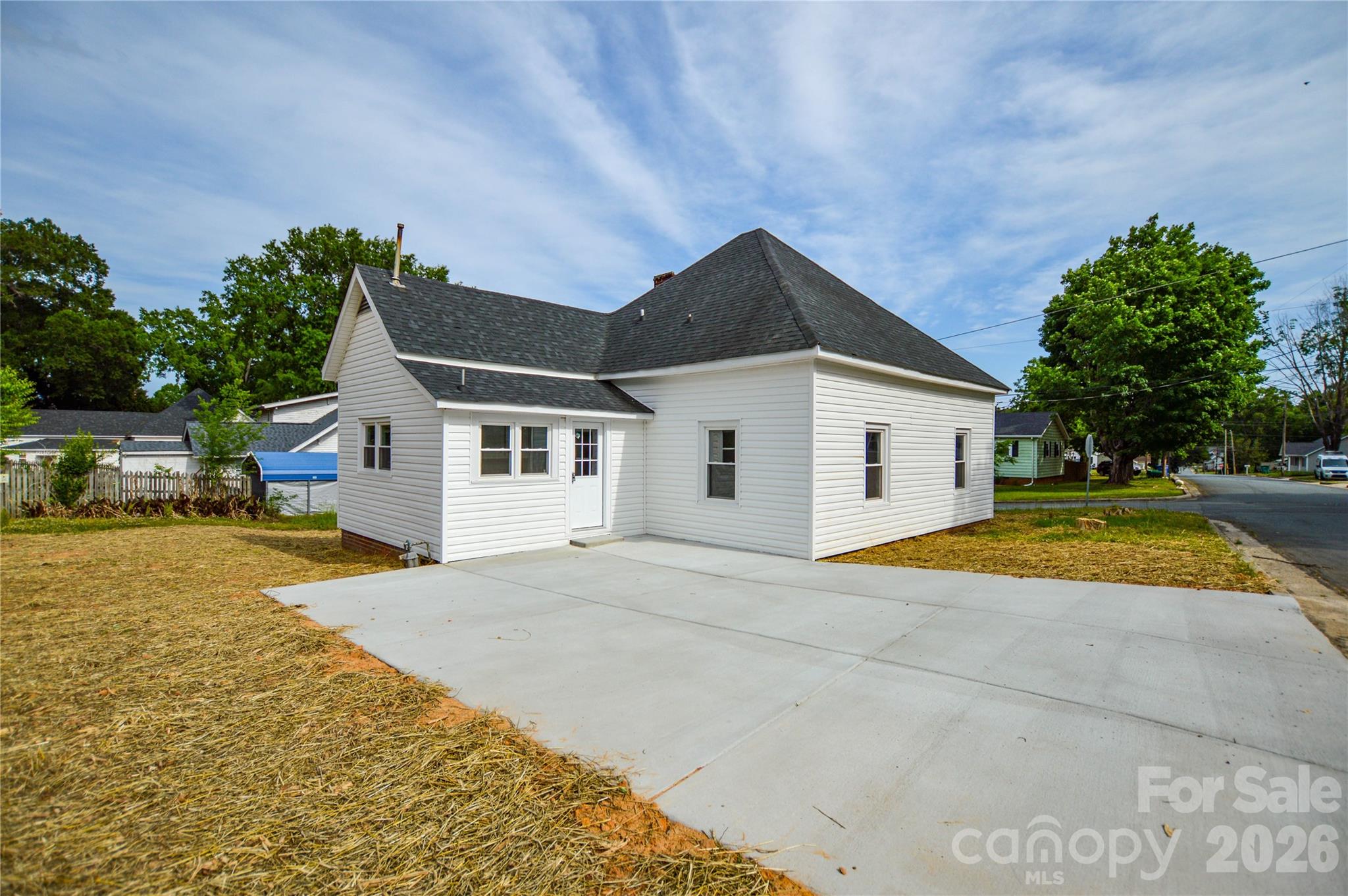 Single Family Residence at 730 W Oakwood Avenue, Albemarle, photo 22 of 26