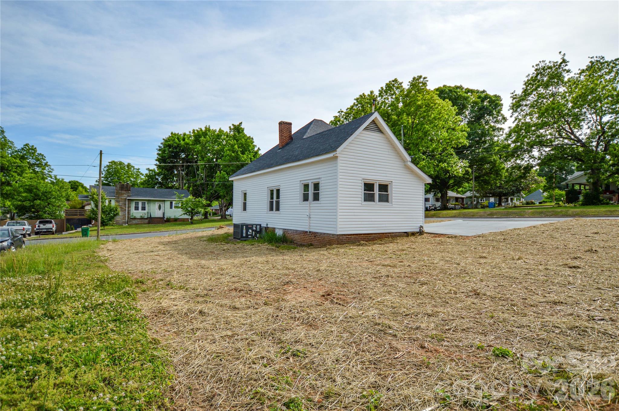 Single Family Residence at 730 W Oakwood Avenue, Albemarle, photo 24 of 26
