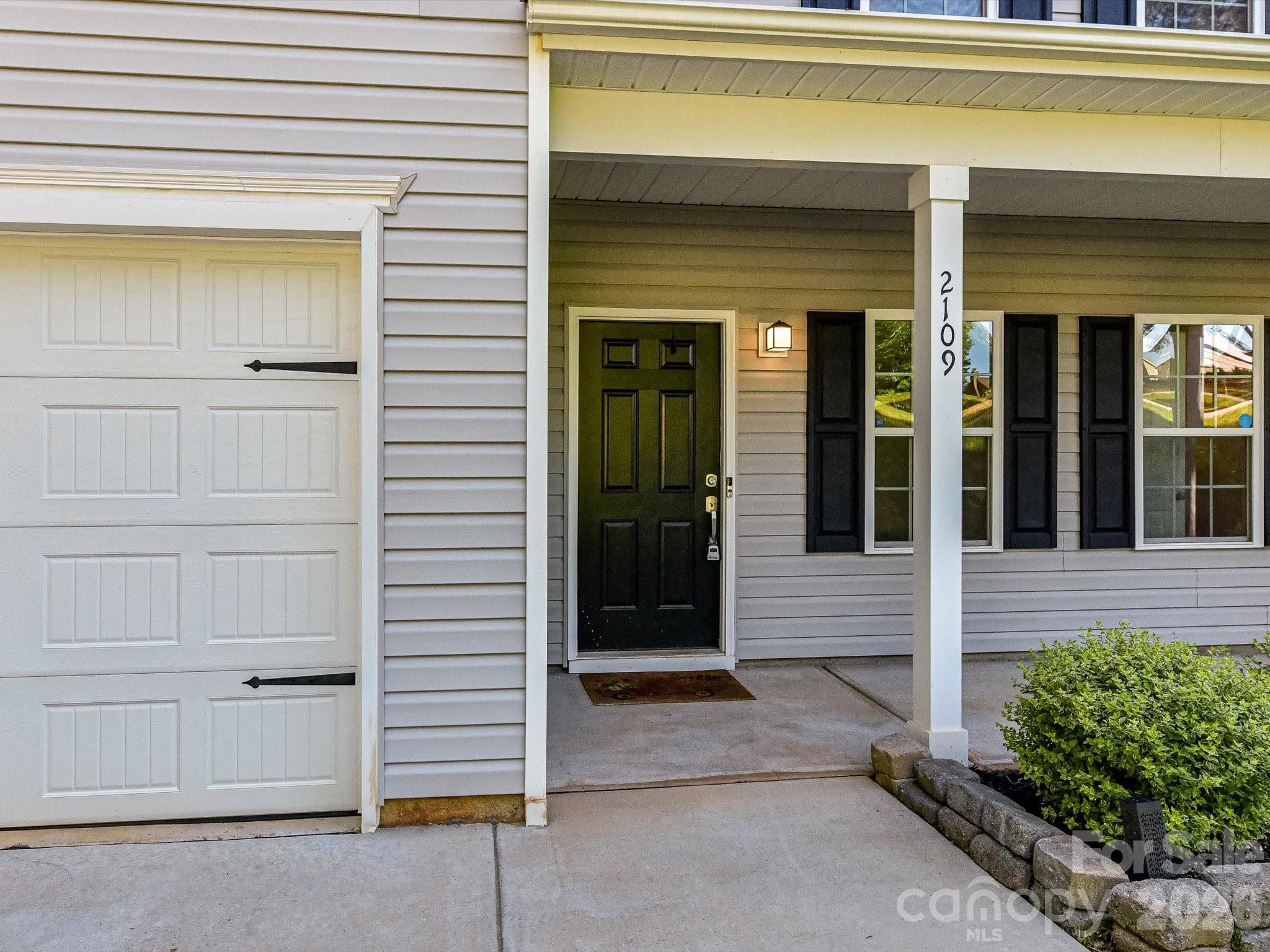 Single Family Residence at 2109 Timber Ridge Road, Monroe, photo 3 of 36