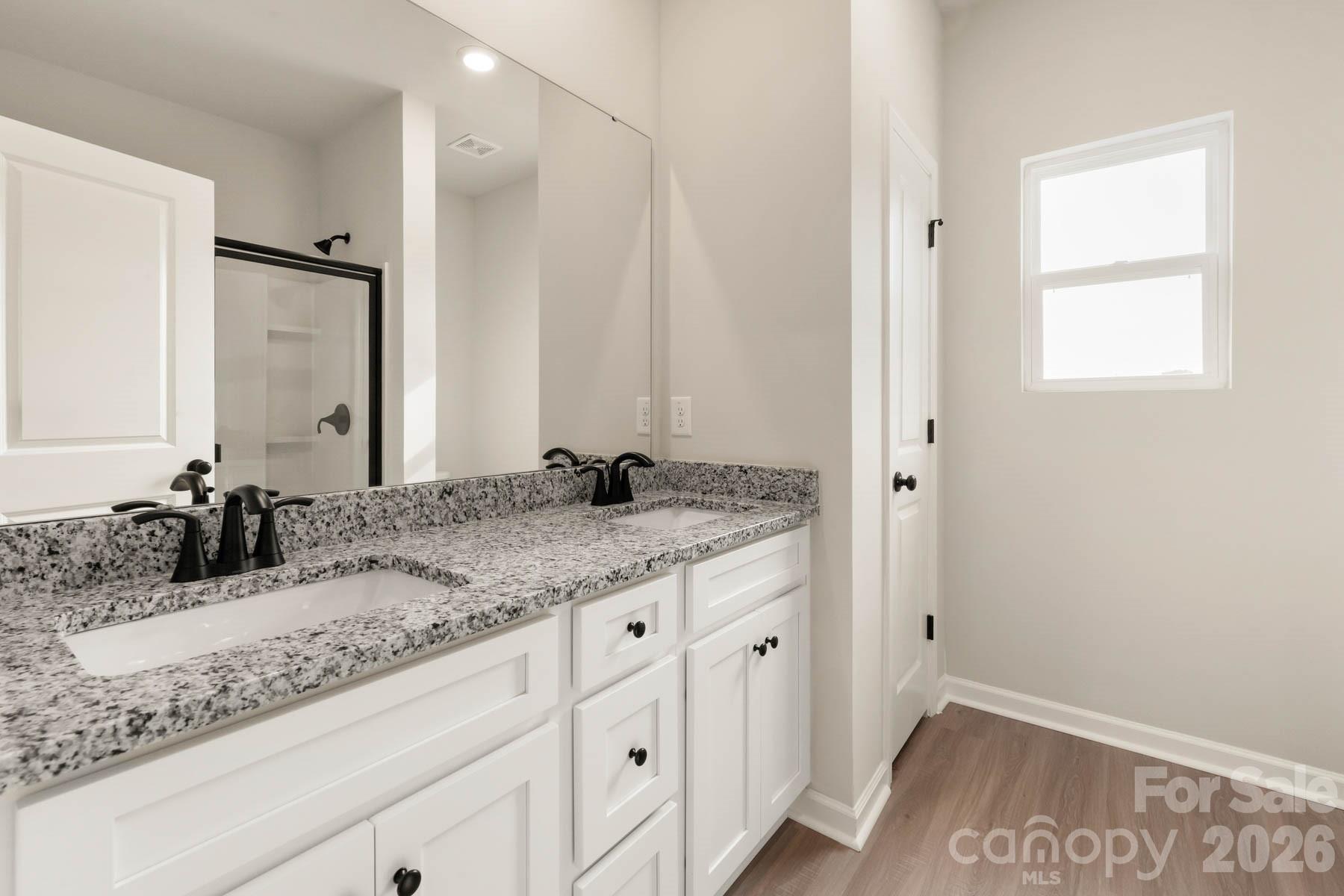 Single Family Residence at 3458 Robindale Drive, Winston Salem, photo 12 of 23