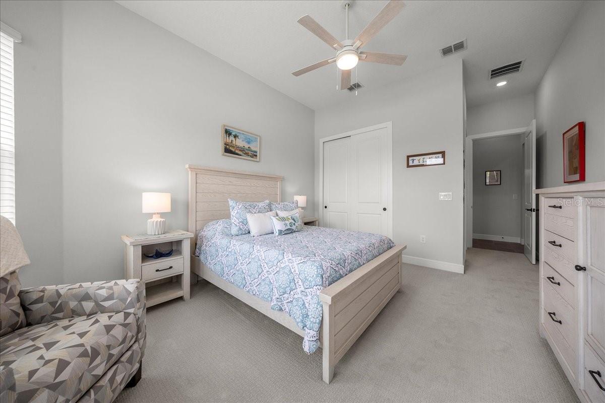 Bedroom One w/ Ensuite - 6015 SW 86TH CIR, OCALA