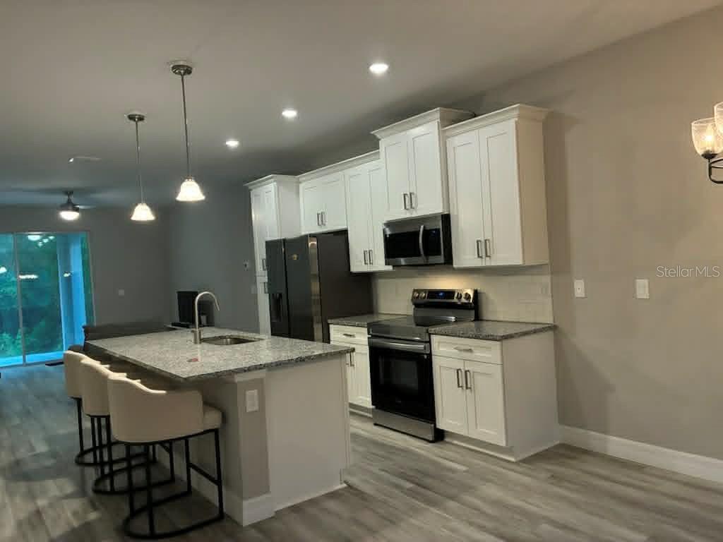 Single Family Residence at 524 E AVONDALE DR, DUNNELLON, photo 13 of 42
