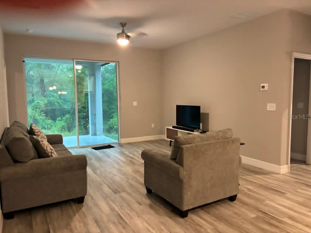 Single Family Residence at 524 E AVONDALE DR, DUNNELLON, photo 21 of 42